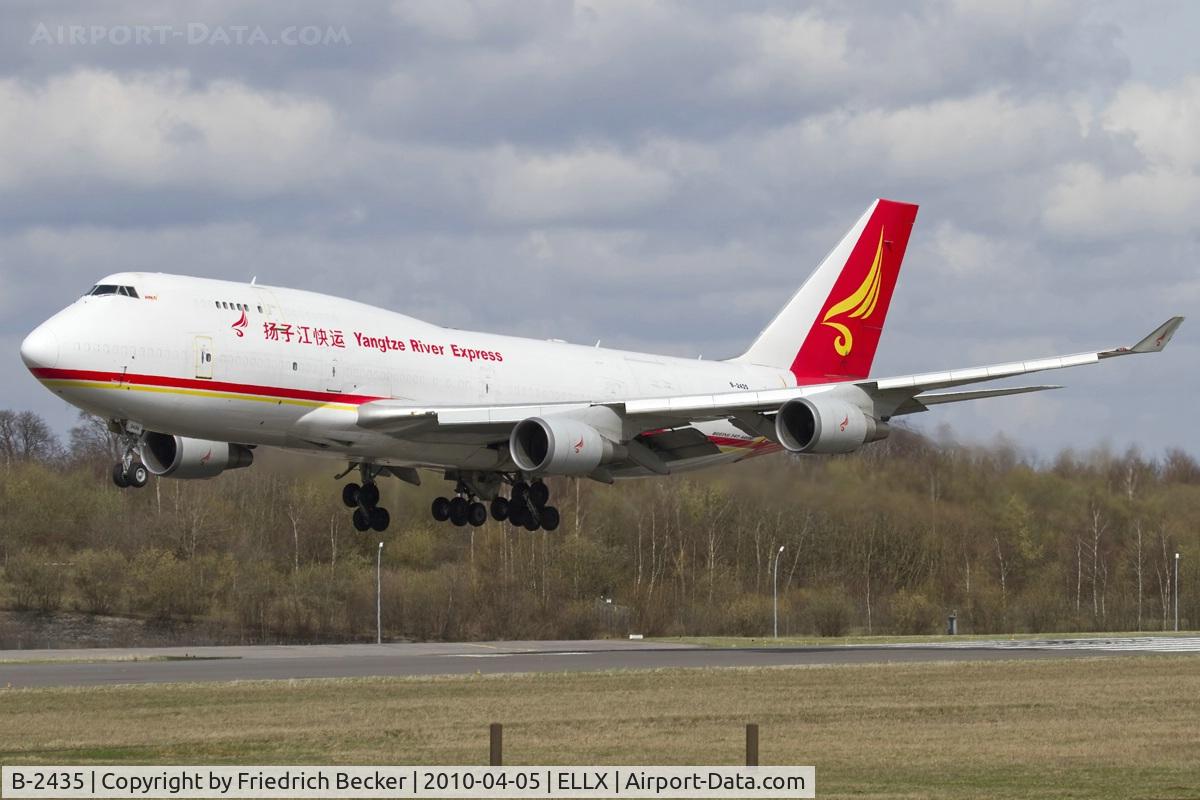 B-2435, 1997 Boeing 747-481(BDSF) C/N 28282, Yangtse River Express arriving from China