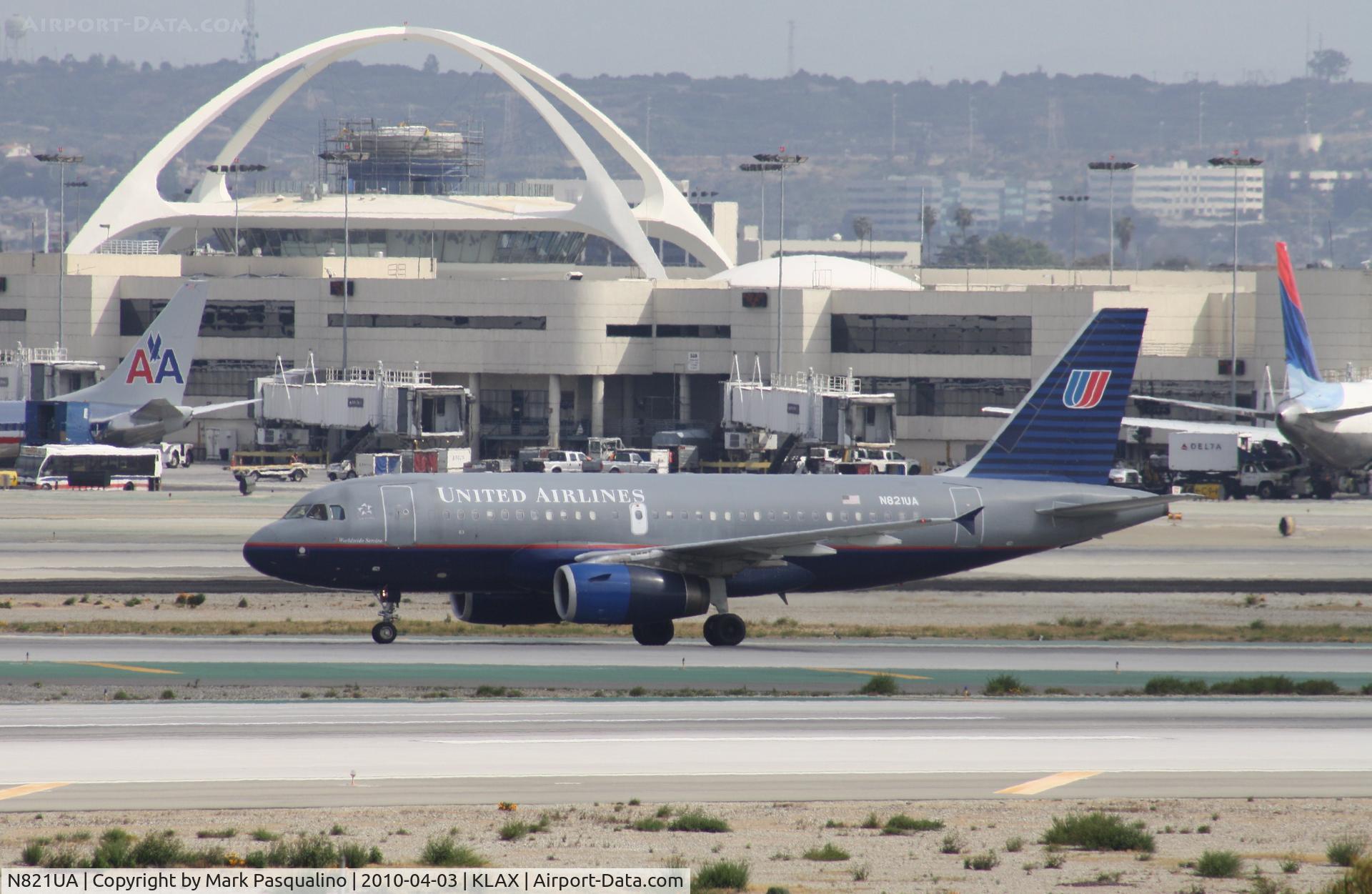 N821UA, 1998 Airbus A319-131 C/N 944, Airbus A319