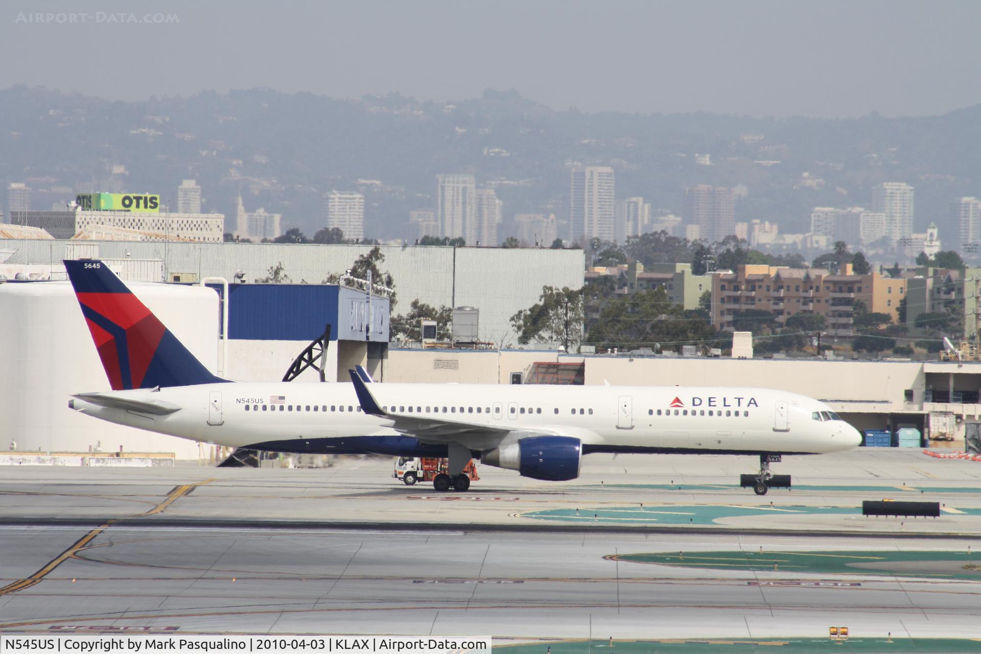N545US, 1996 Boeing 757-251 C/N 26492, Boeing 757-200