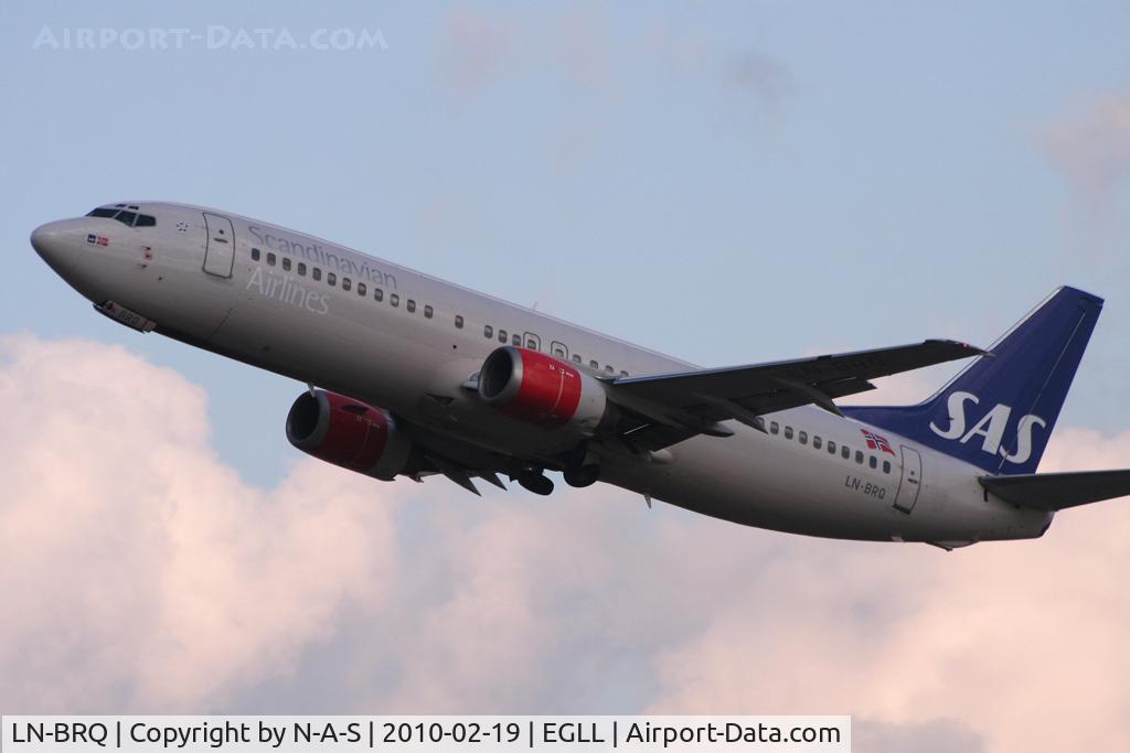 LN-BRQ, 1991 Boeing 737-405 C/N 25348, Departing 27L