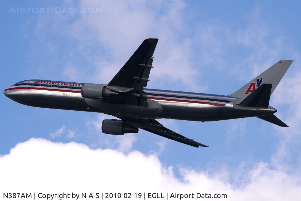 N387AM, 1994 Boeing 767-323 C/N 27184, Departing 27L