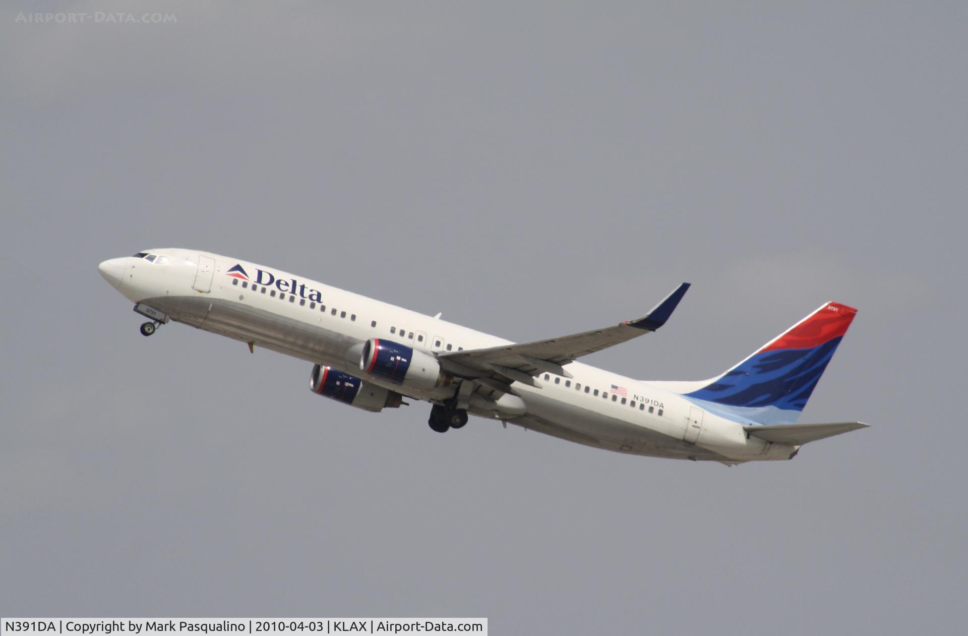 N391DA, 2000 Boeing 737-832 C/N 30560, Boeing 737-800