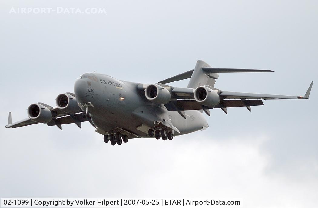 02-1099, 2002 Boeing C-17A Globemaster III C/N P-99, at rms