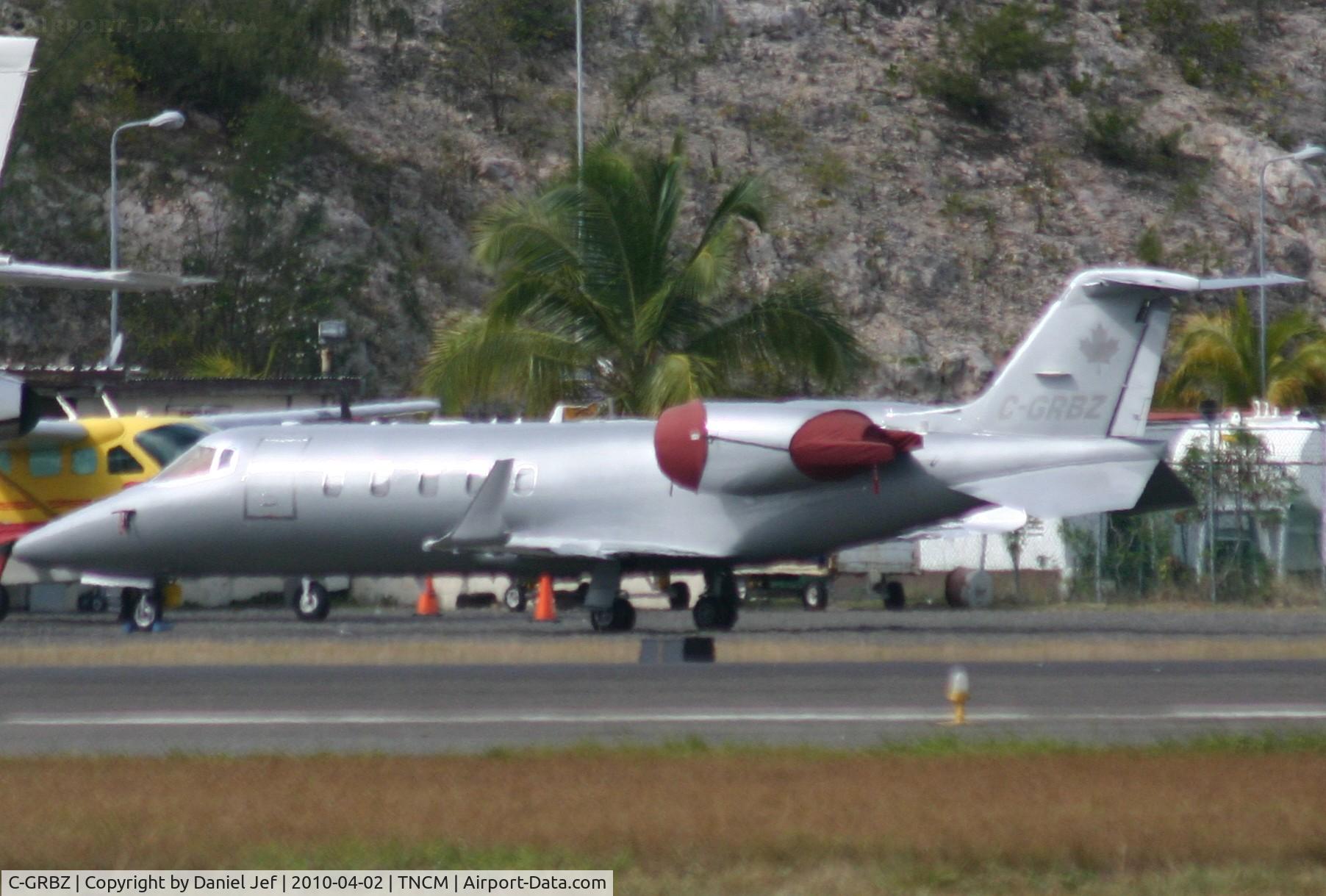 C-GRBZ, 2001 Learjet 60 C/N 60-218, C-GRBZ with some low tone grey there looks almost like some navy shit!!!! lol