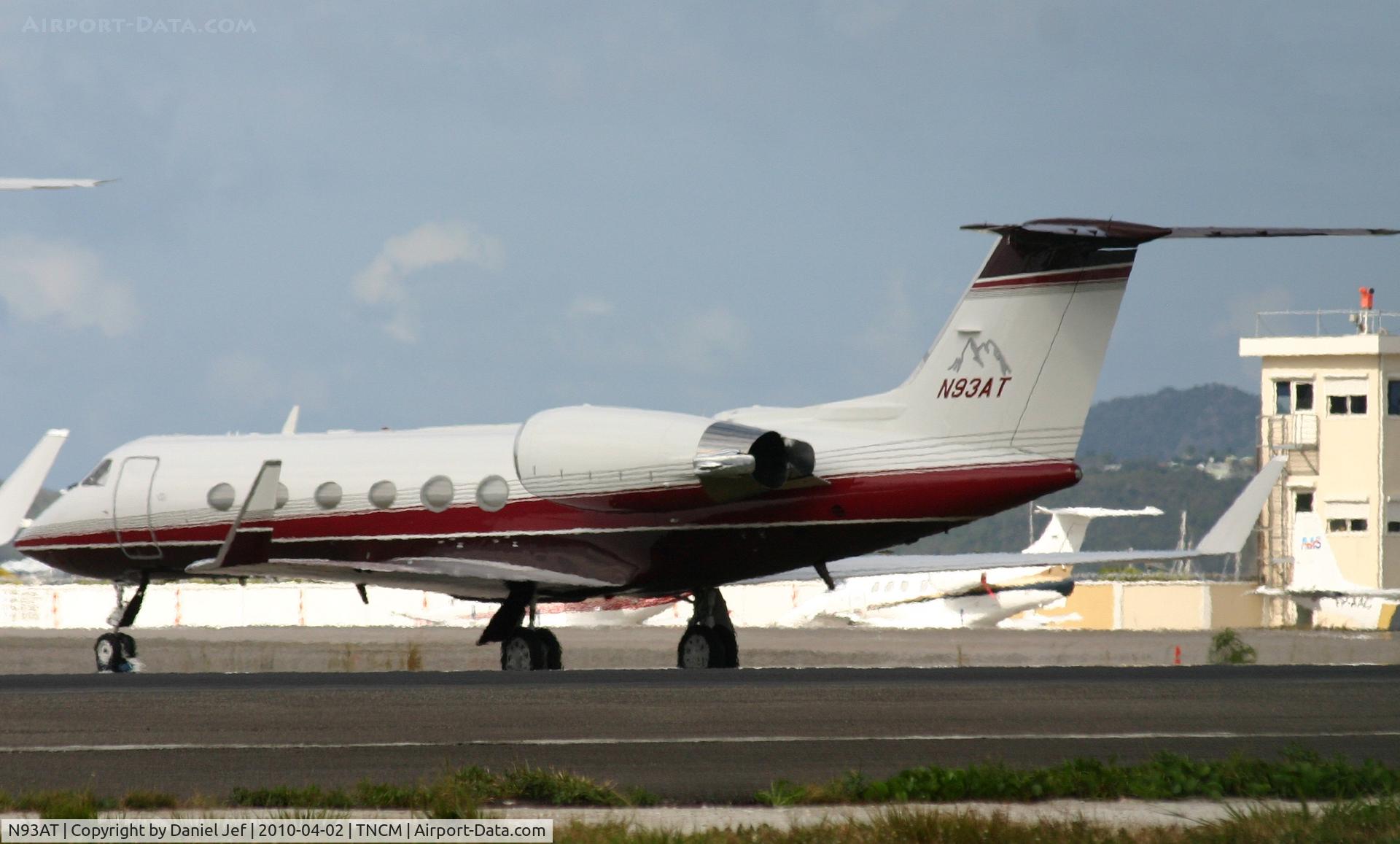 N93AT, 1987 Gulfstream Aerospace G-1159 Gulfstream G-IV C/N 1020, N93at park on the main ramp at TNCM