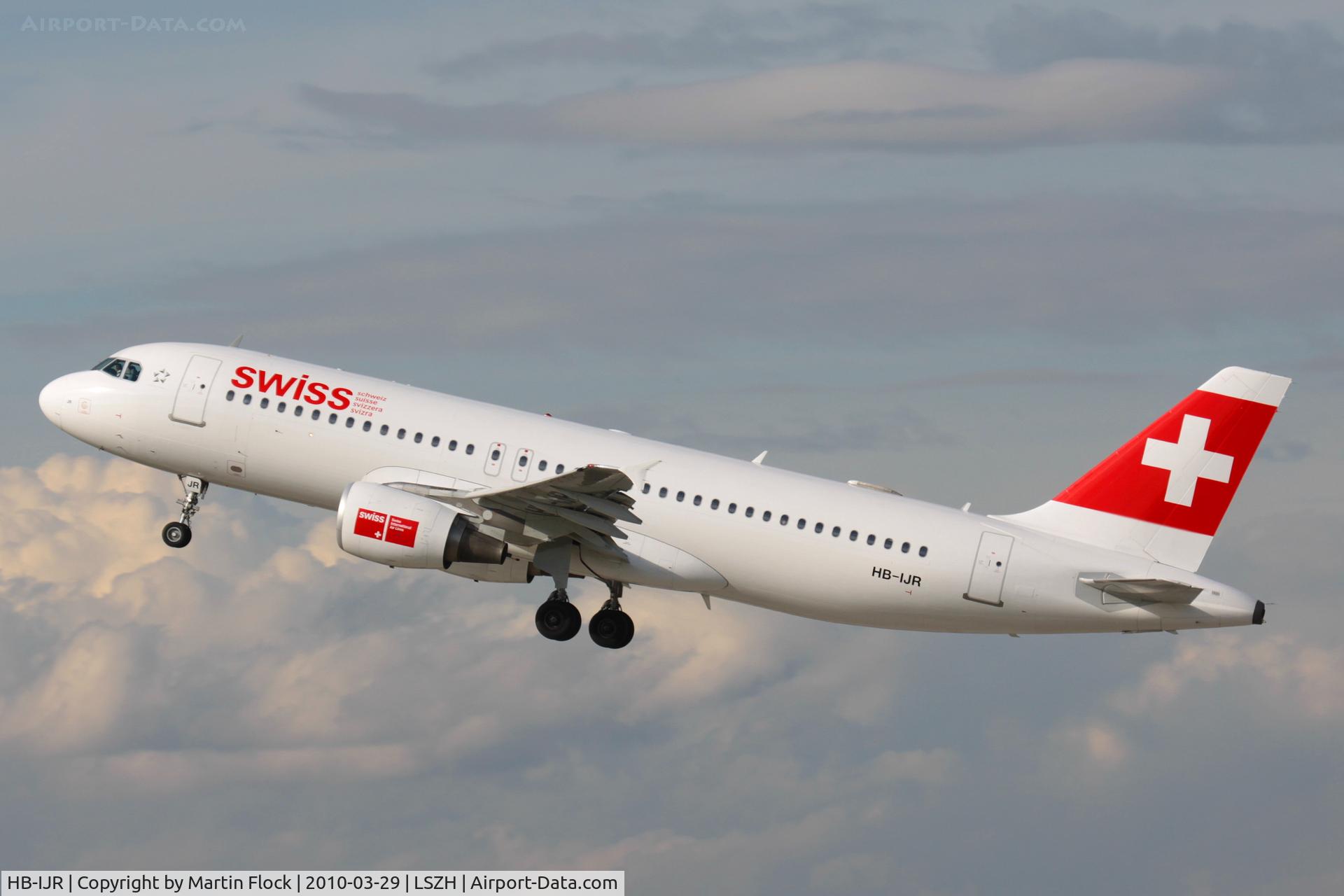 HB-IJR, 1997 Airbus A320-214 C/N 0703, .