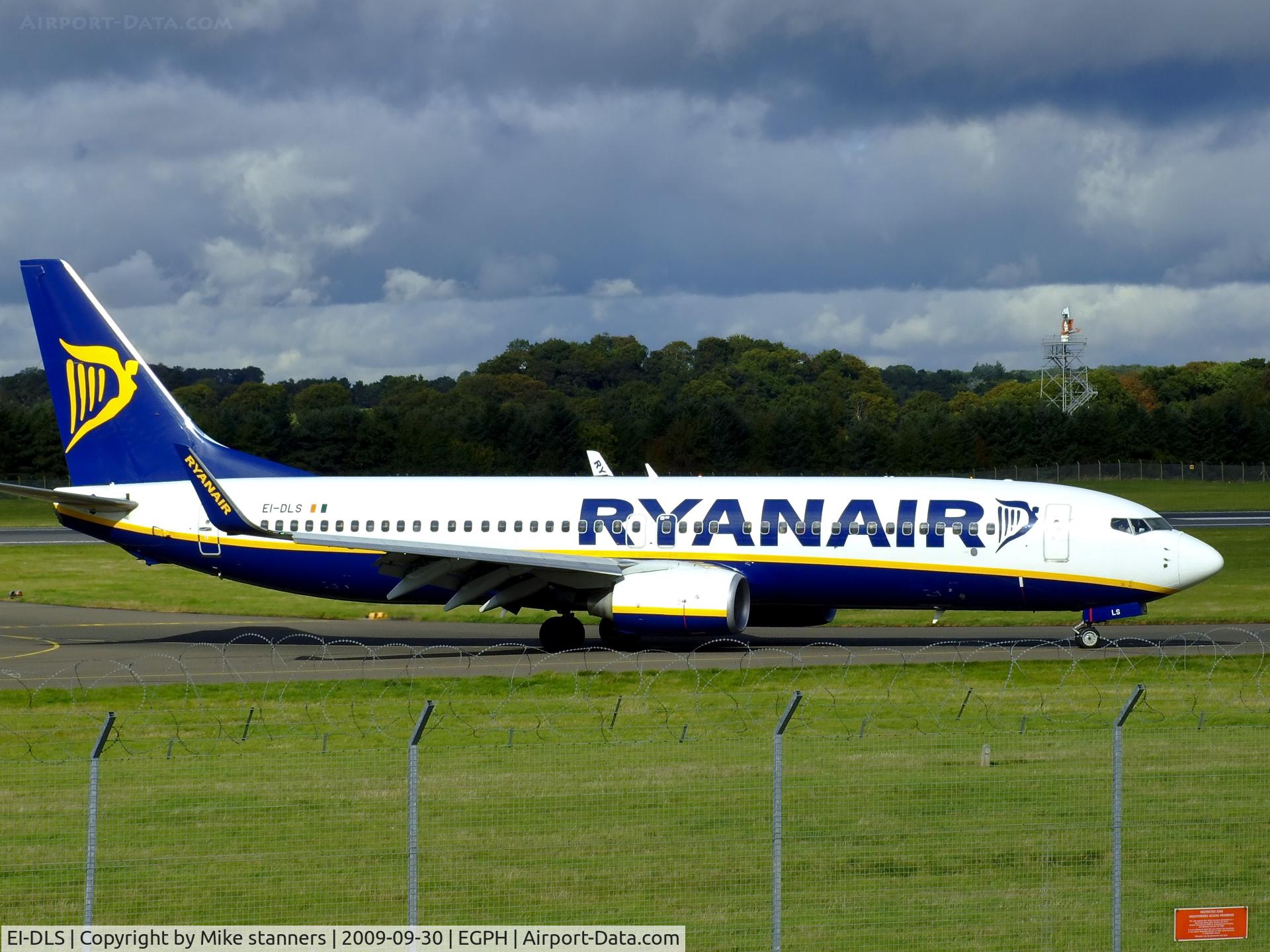 EI-DLS, 2006 Boeing 737-8AS C/N 33621, 