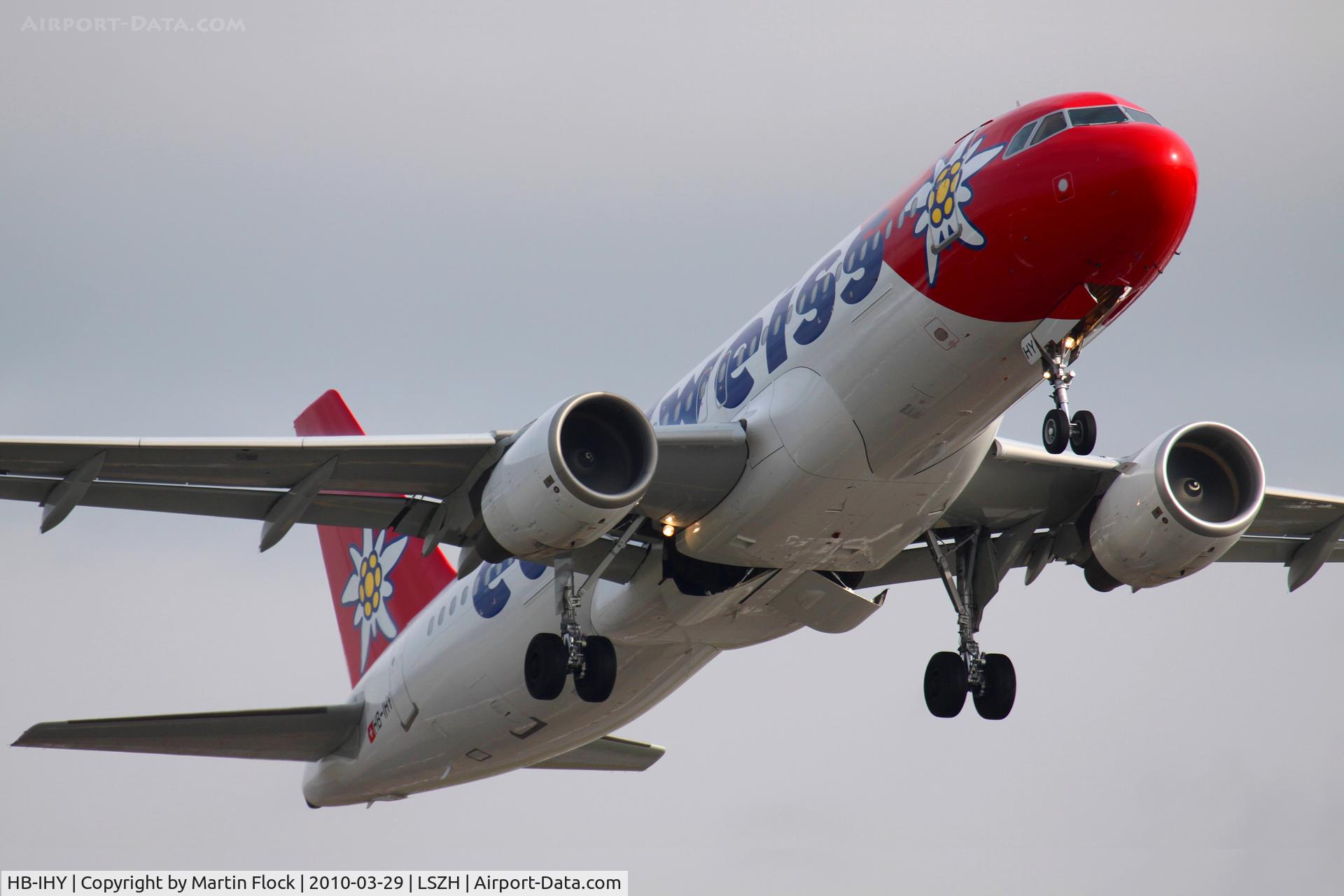HB-IHY, 1998 Airbus A320-214 C/N 947, .