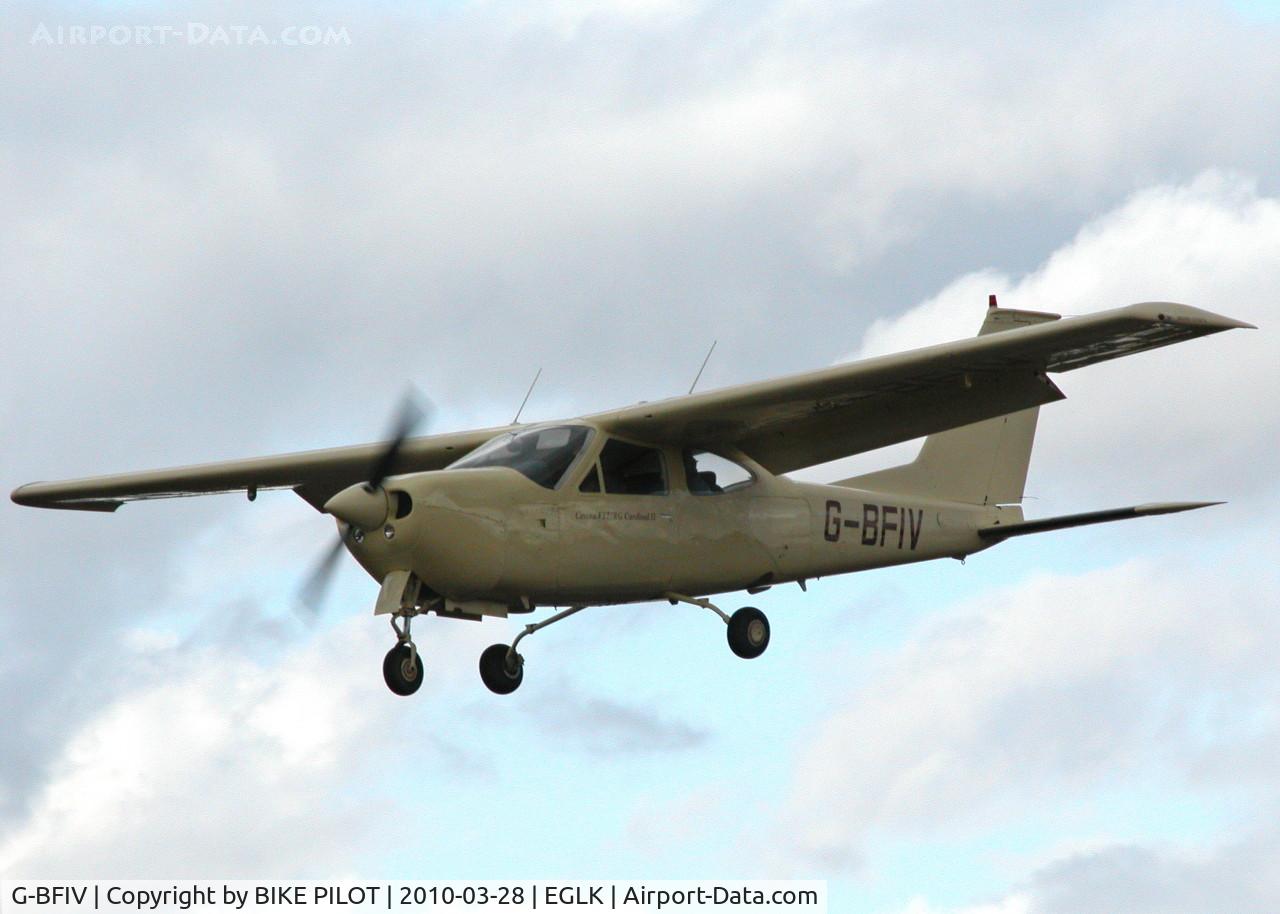 G-BFIV, 1977 Reims F177RG Cardinal RG C/N 0161, RESIDENT A/C FINALS RWY 25