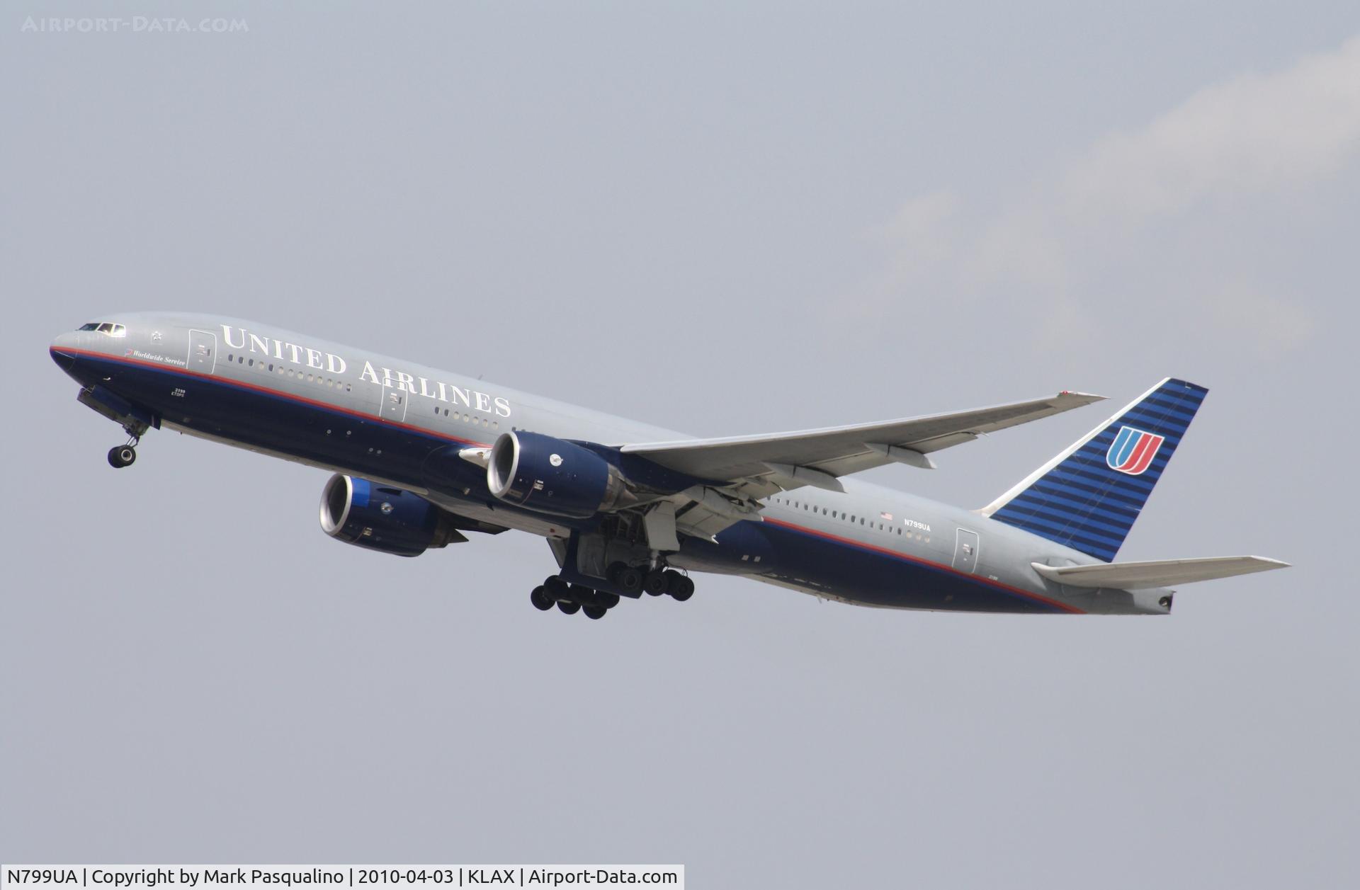 N799UA, 1998 Boeing 777-222 C/N 26926, Boeing 777-200