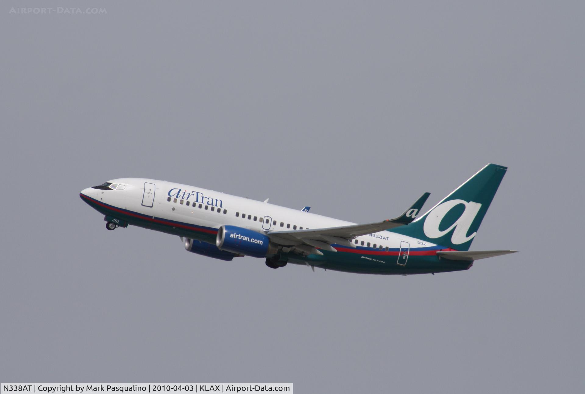 N338AT, 2008 Boeing 737-7BD C/N 33943, Boeing 737-700