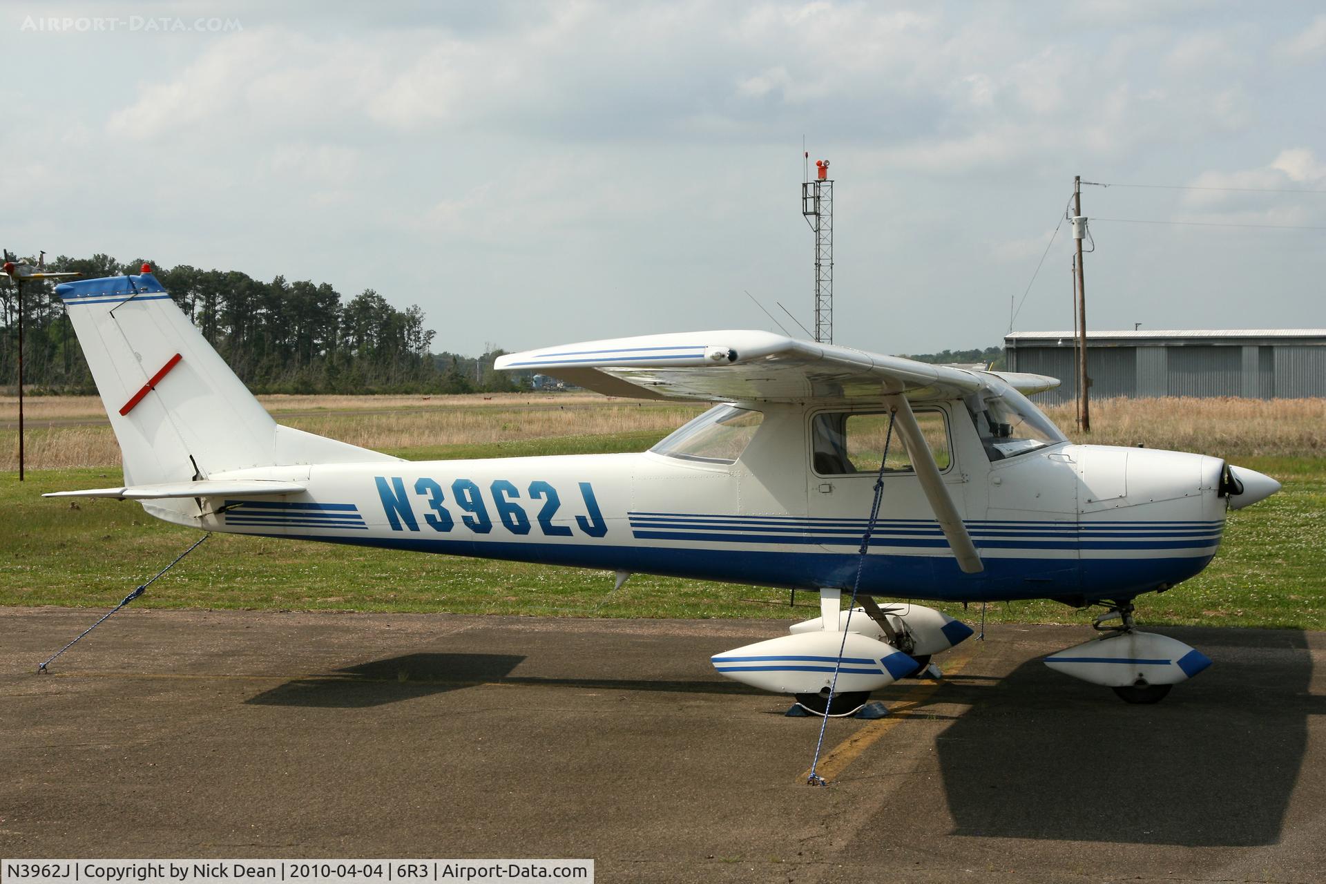 N3962J, 1966 Cessna 150G C/N 15065262, 6R3