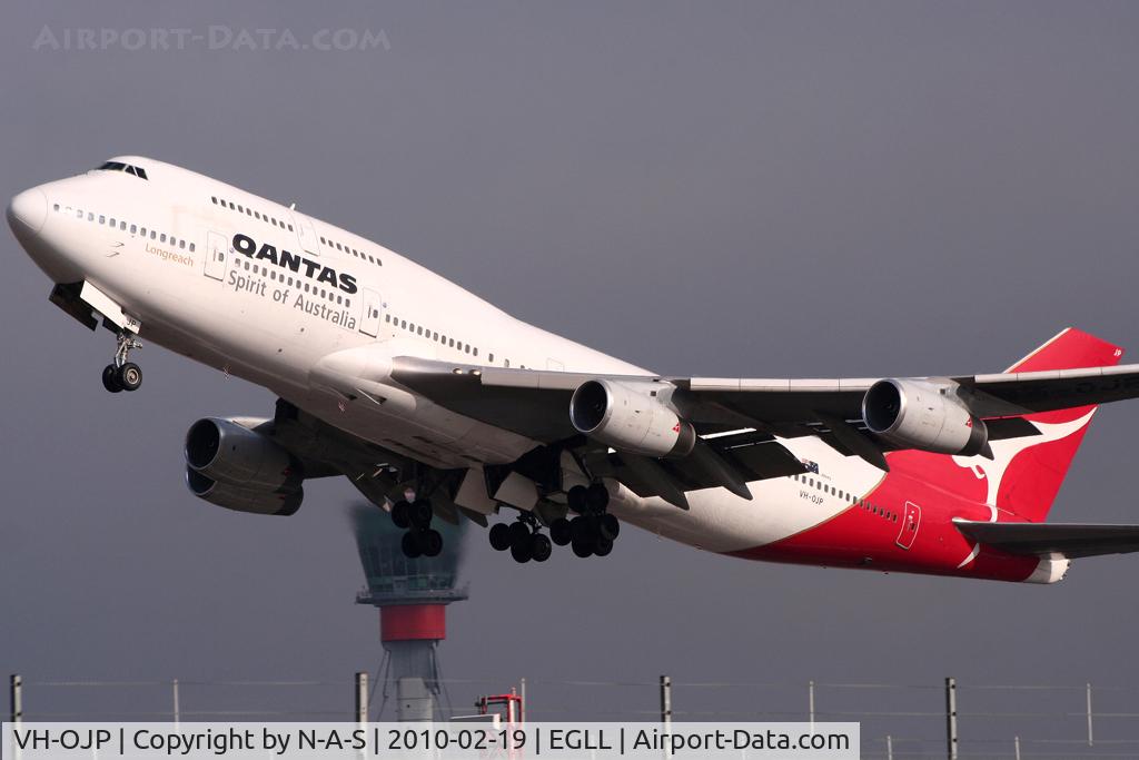 VH-OJP, 1992 Boeing 747-438 C/N 25545, Departing 27L