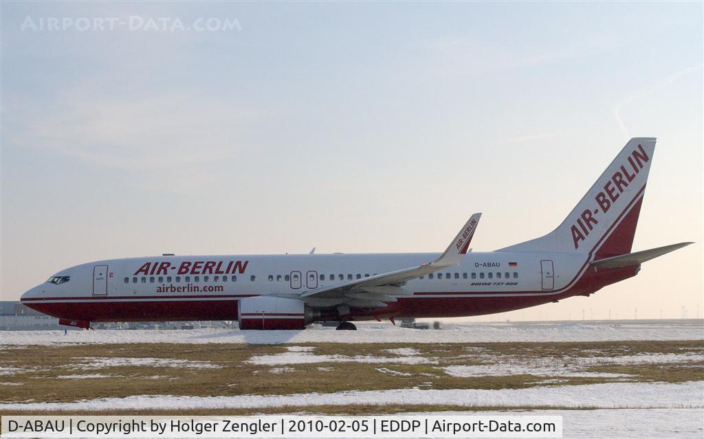 D-ABAU, 1999 Boeing 737-86J C/N 29121, Spotted on a cold winters day