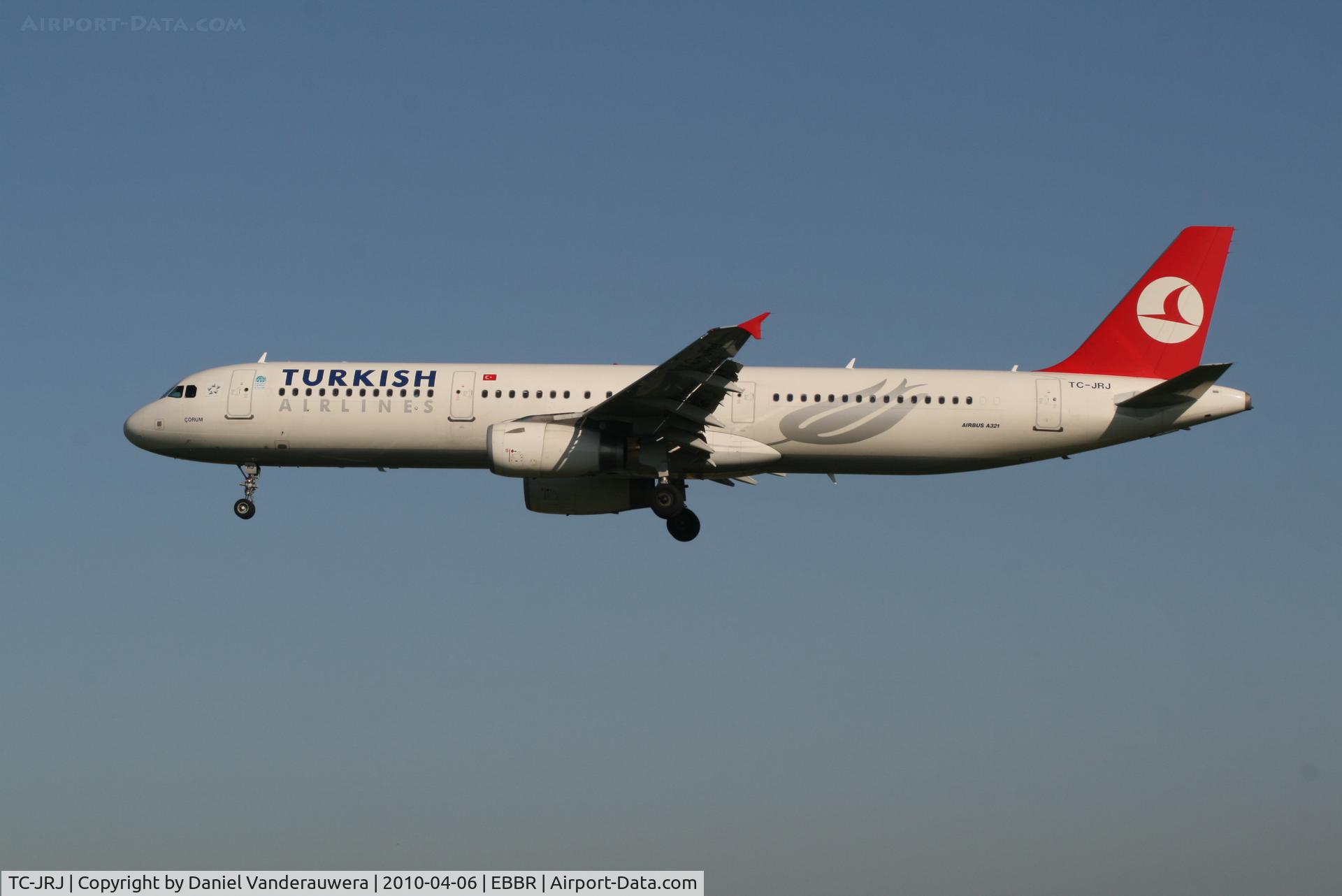 TC-JRJ, 2008 Airbus A321-231 C/N 3429, Arrival of flight TK1937 to RWY 25L