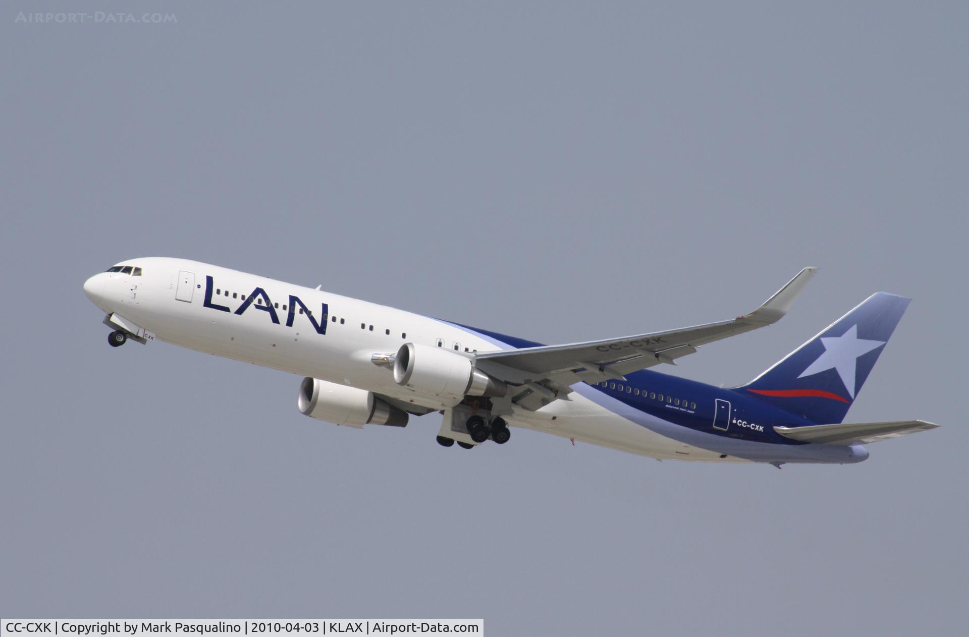 CC-CXK, 2010 Boeing 767-316/ER C/N 37802, Boeing 767-300ER