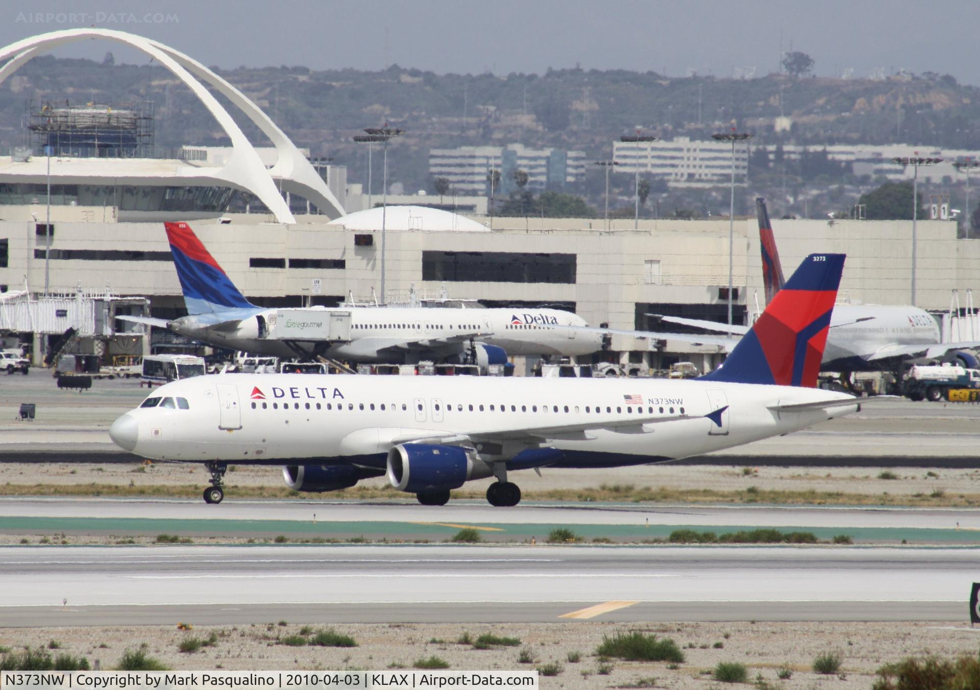 N373NW, 2001 Airbus A320-212 C/N 1641, Airbus A320