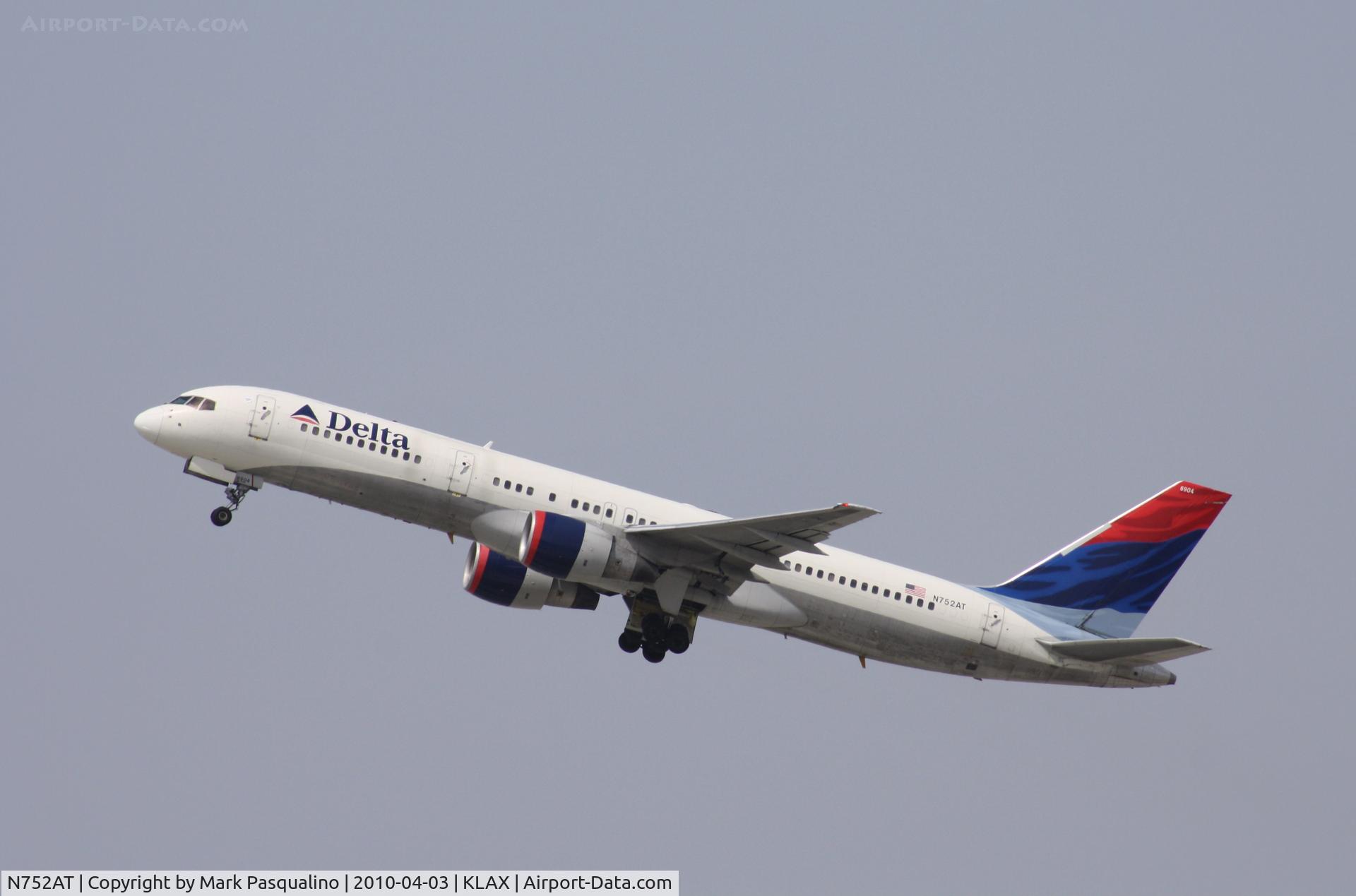 N752AT, 1984 Boeing 757-212 C/N 23128, Boeing 757-200