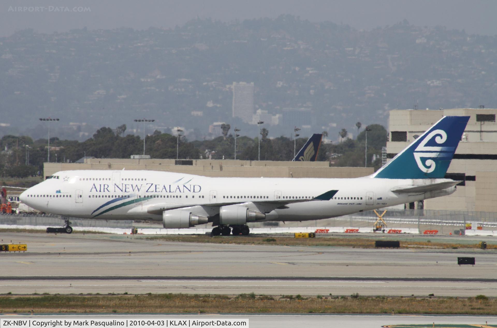 ZK-NBV, 1998 Boeing 747-419 C/N 26910, Boeing 747-400