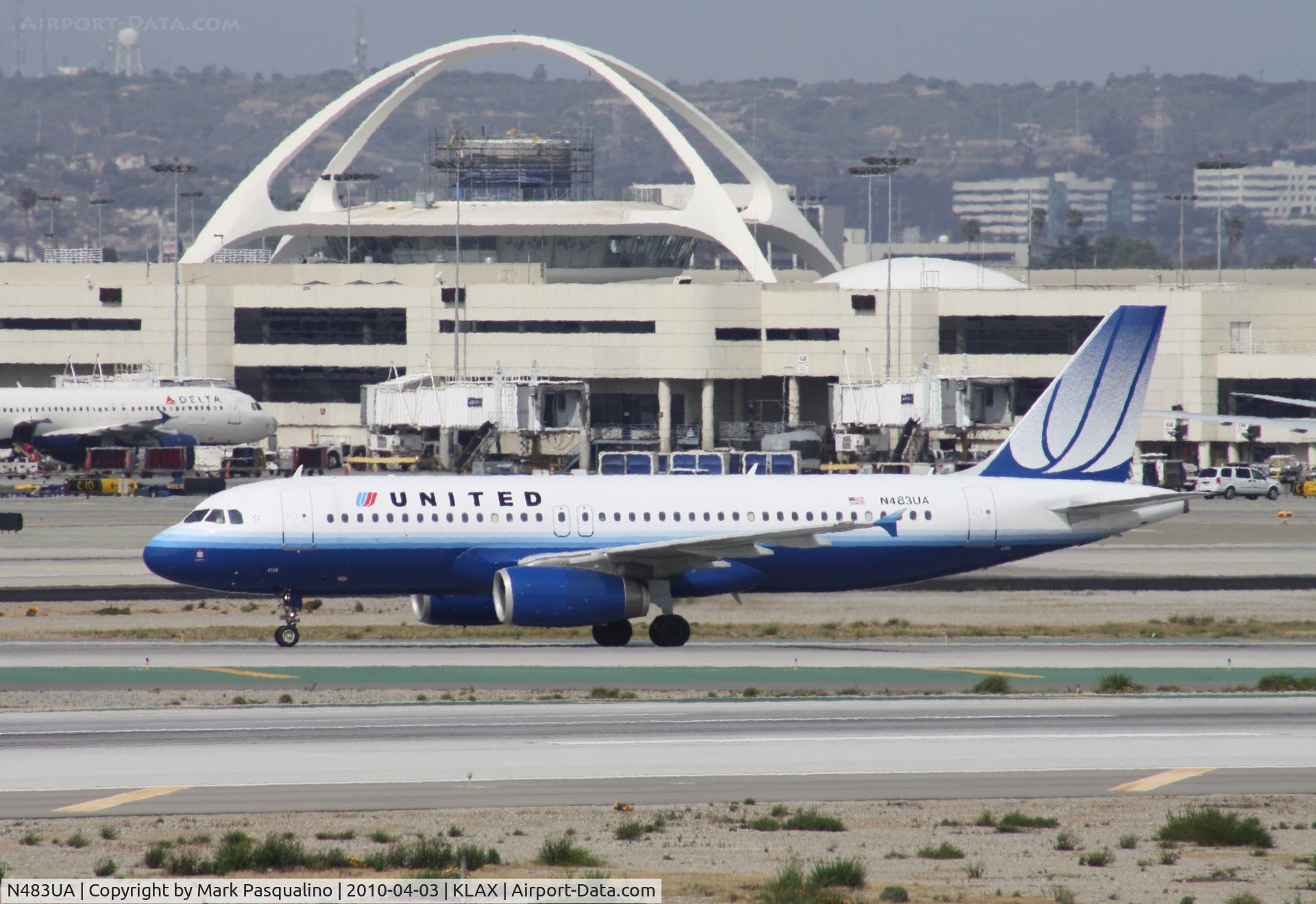 N483UA, 2001 Airbus A320-232 C/N 1586, Airbus A320