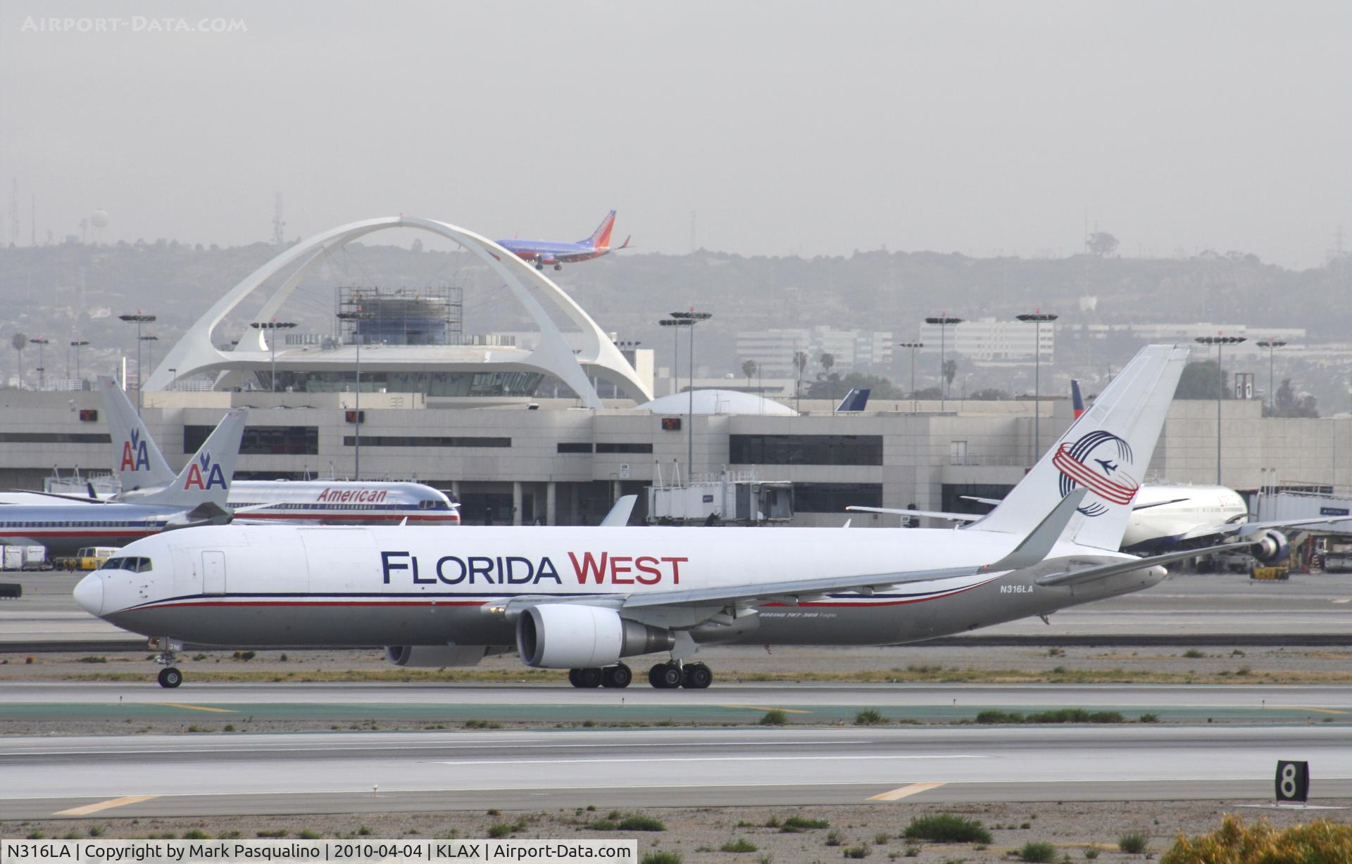 N316LA, 2001 Boeing 767-316F C/N 30842, Boeing 767-300F