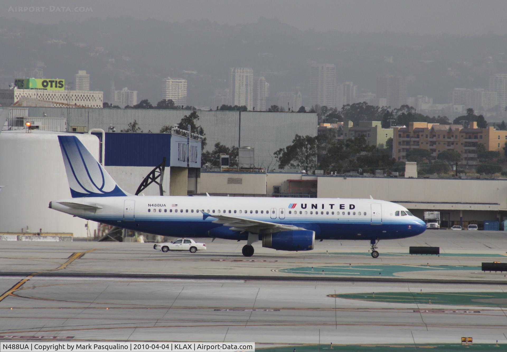 N488UA, 2001 Airbus A320-232 C/N 1680, Airbus A320