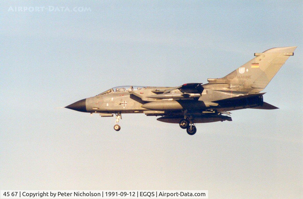 45 67, Panavia Tornado IDS C/N 668/GS211/4267, Tornado IDS of Marineflieger MFG-2 landing at RAF Lossiemouth in September 1991.