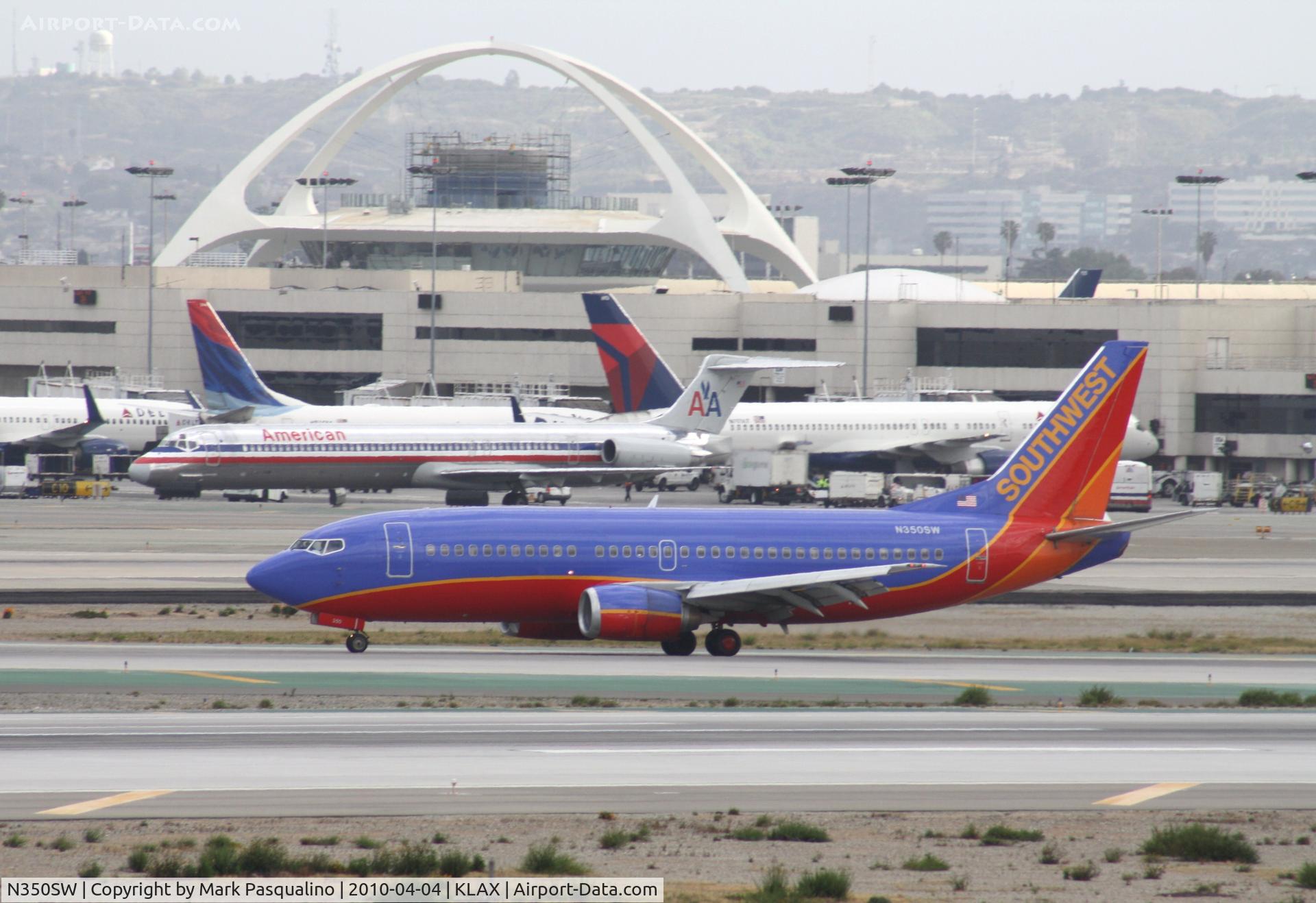 N350SW, 1989 Boeing 737-3H4 C/N 24409, Boeing 737-300