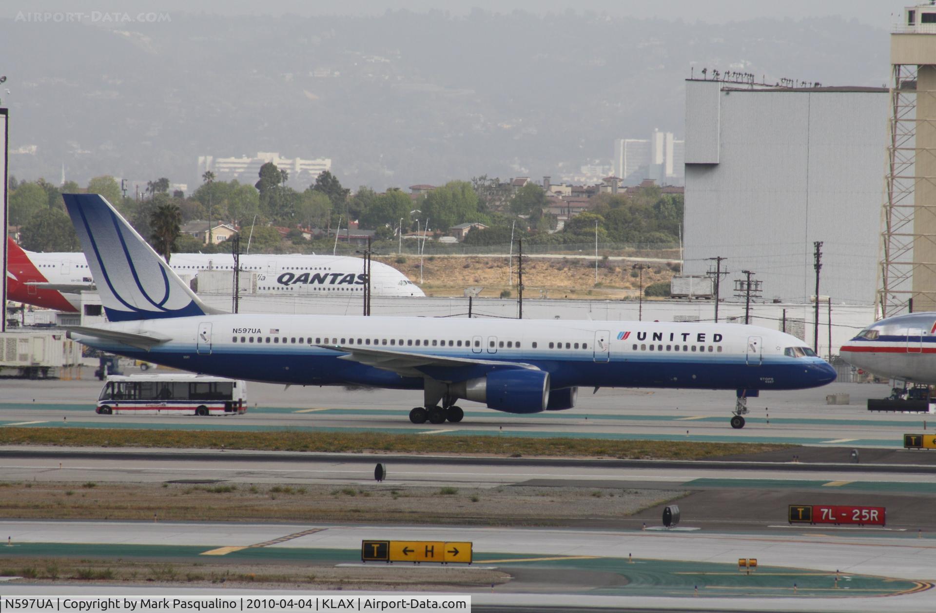 N597UA, 1998 Boeing 757-222 C/N 28750, Boeing 757-200