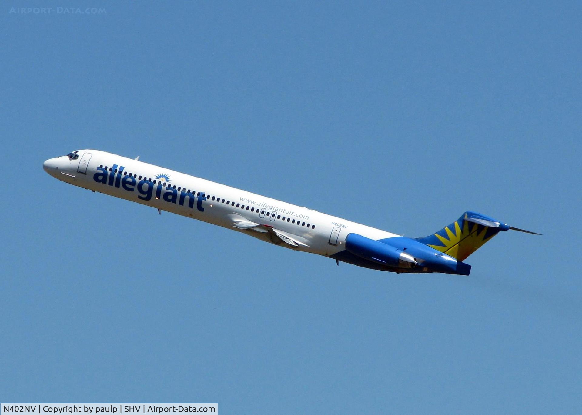 N402NV, 1989 McDonnell Douglas MD-88 C/N 49763, Climbing off of 32 at Shreveport Regional.