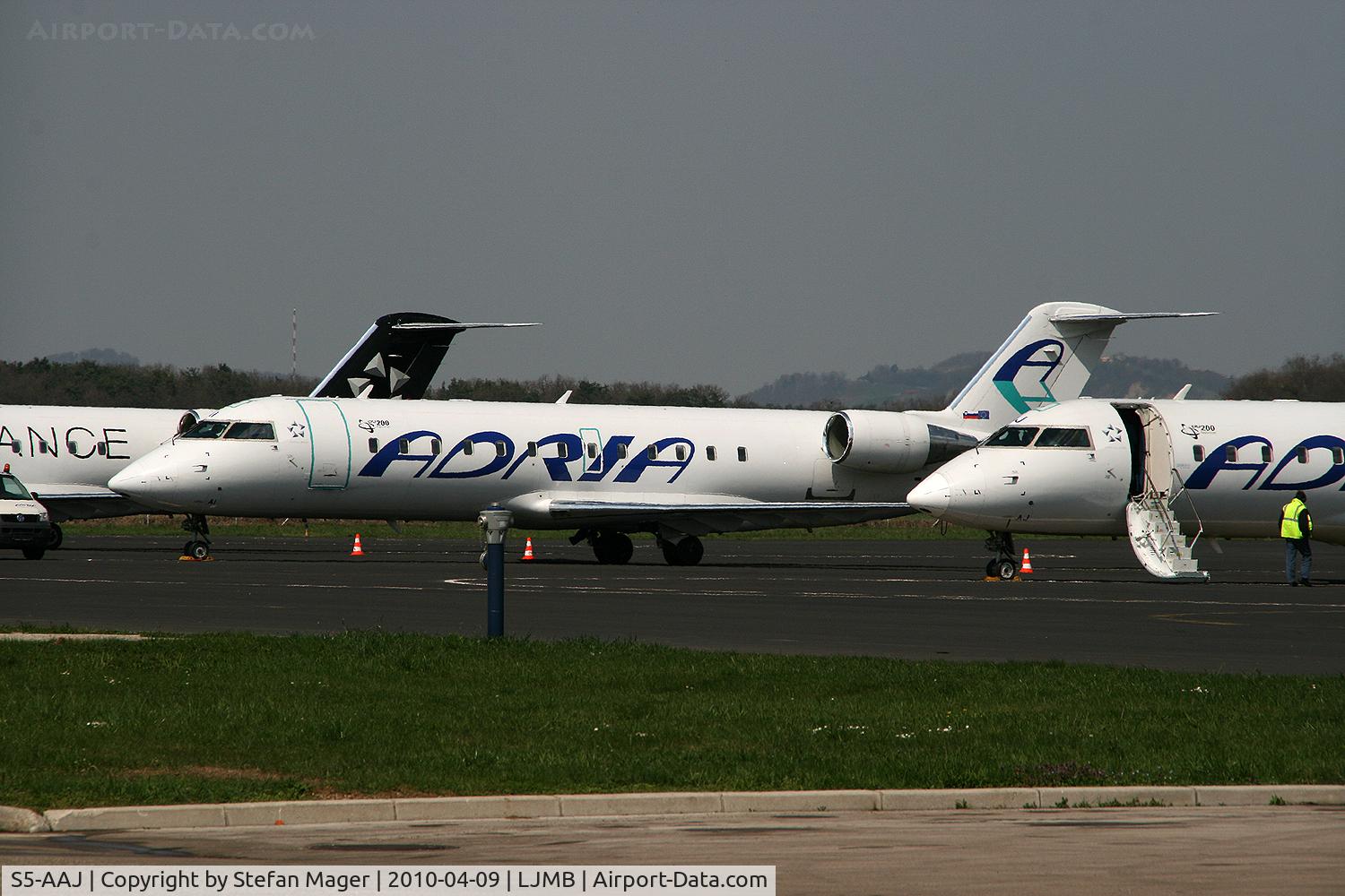 S5-AAJ, 2004 Bombardier CRJ-200ER (CL-600-2B19) C/N 8010, Adria Airways