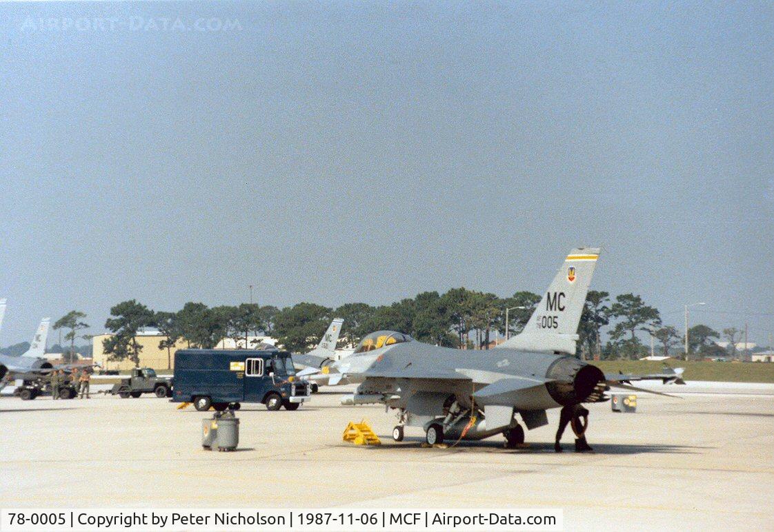 78-0005, 1978 General Dynamics F-16A Fighting Falcon C/N 61-11, F-16A Falcon of 61st Tactical Fighter Training Squadron at MacDill AFB in November 1987.