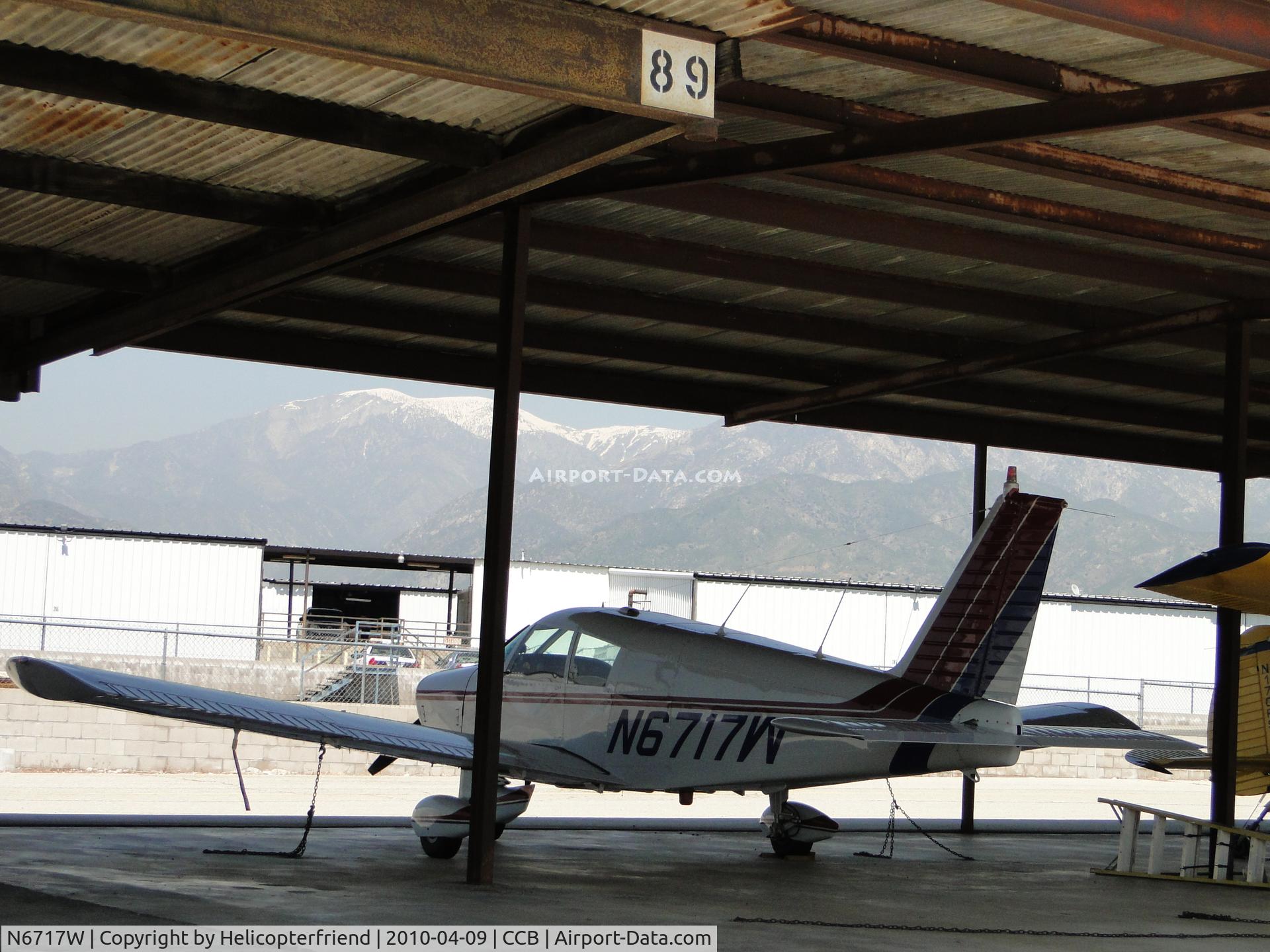 N6717W, 1965 Piper PA-28-140 C/N 28-20830, Parked and tied down