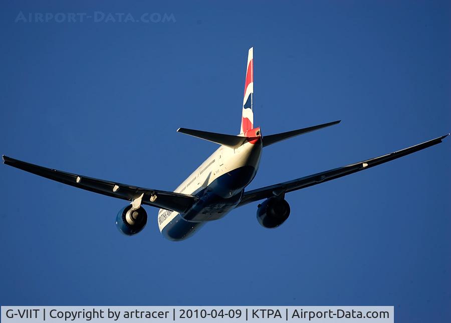 G-VIIT, 1999 Boeing 777-236 C/N 29962, there she goes