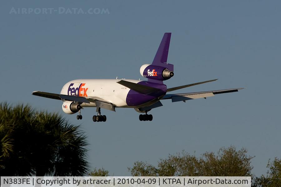 N383FE, 1973 McDonnell Douglas MD-10-10F C/N 46616, Final approach KTPA