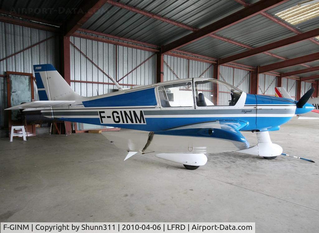 F-GINM, Robin DR-400-180 Regent C/N 861, Parked at the Airclub...
