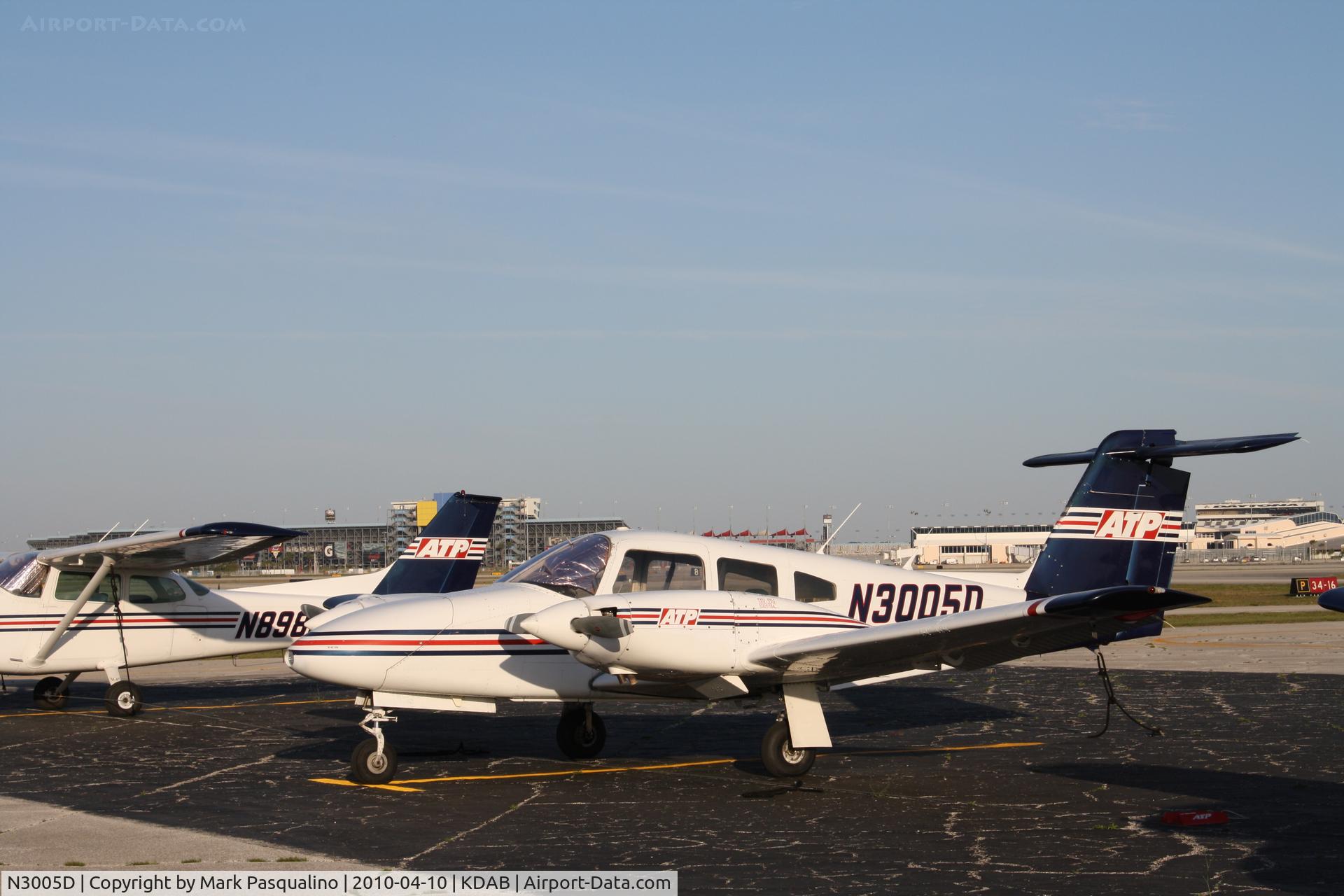N3005D, 1978 Piper PA-44-180 Seminole C/N 44-7995140, Piper PA-44-180