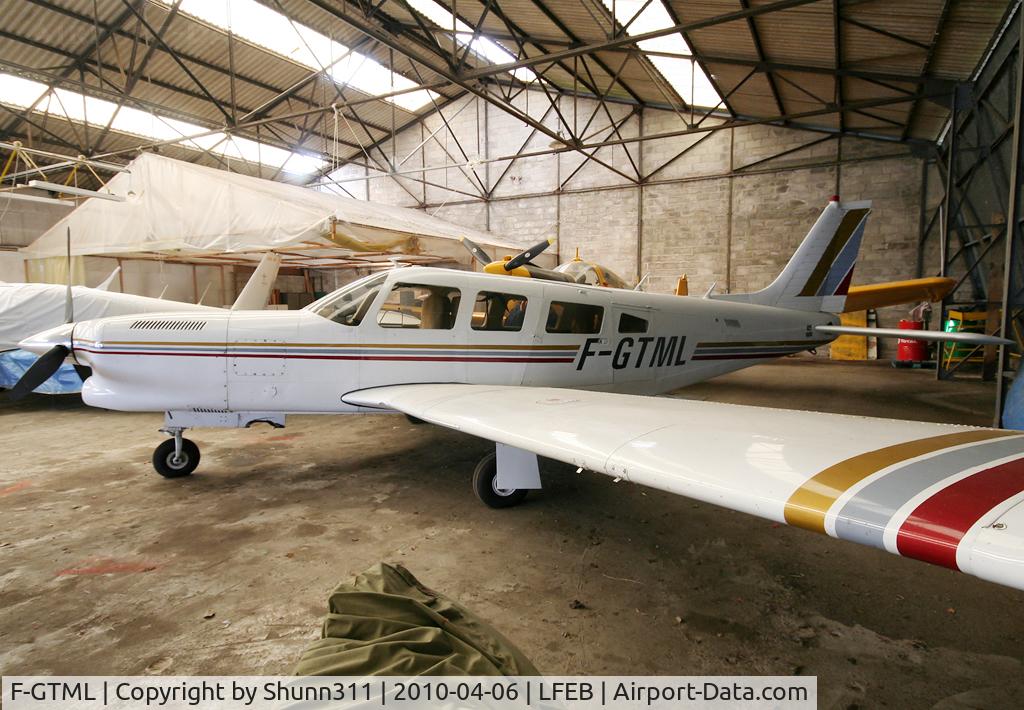 F-GTML, 1980 Piper PA-32R-301T Turbo Saratoga C/N 32R-8029109, Hangared...