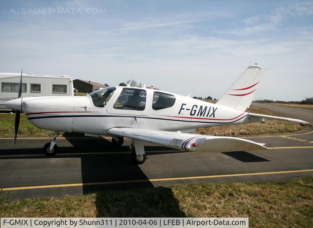 F-GMIX, Socata TB-20 C/N 693, Parked...