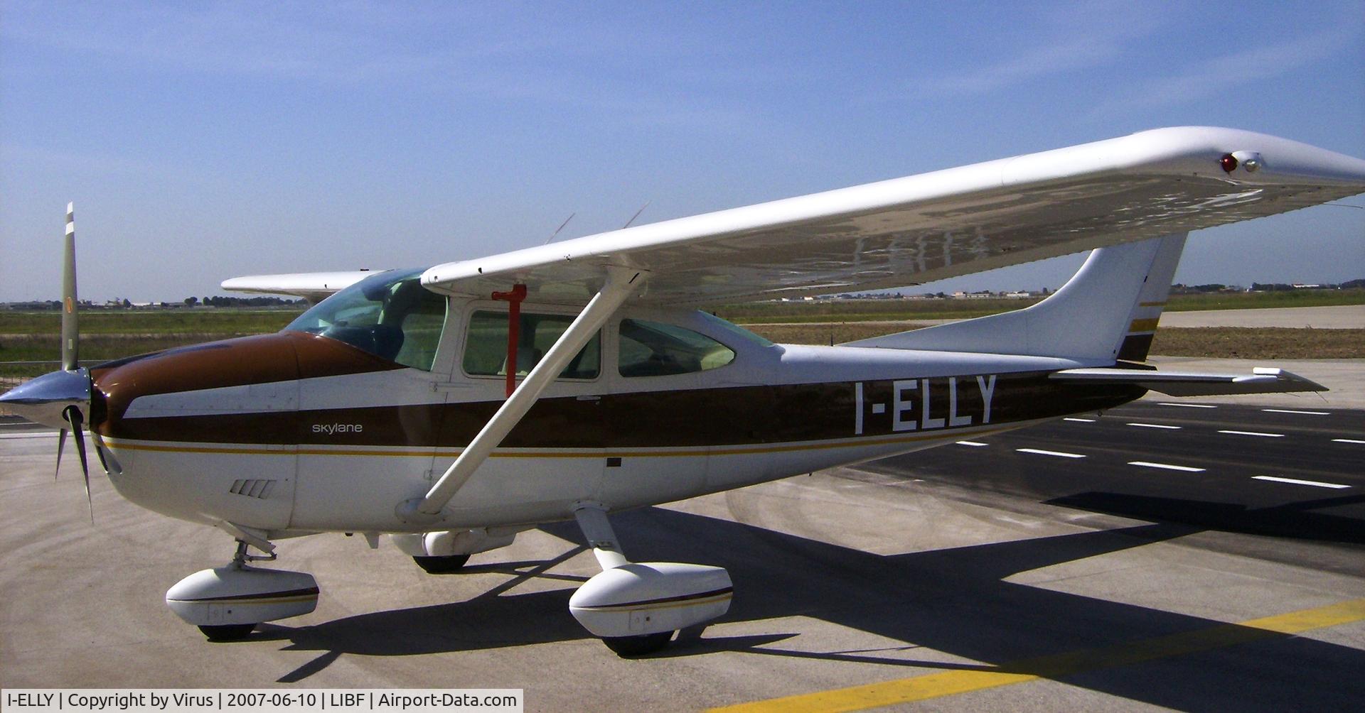 I-ELLY, 1977 Cessna 182Q Skylane C/N 18265876, Plane Profile