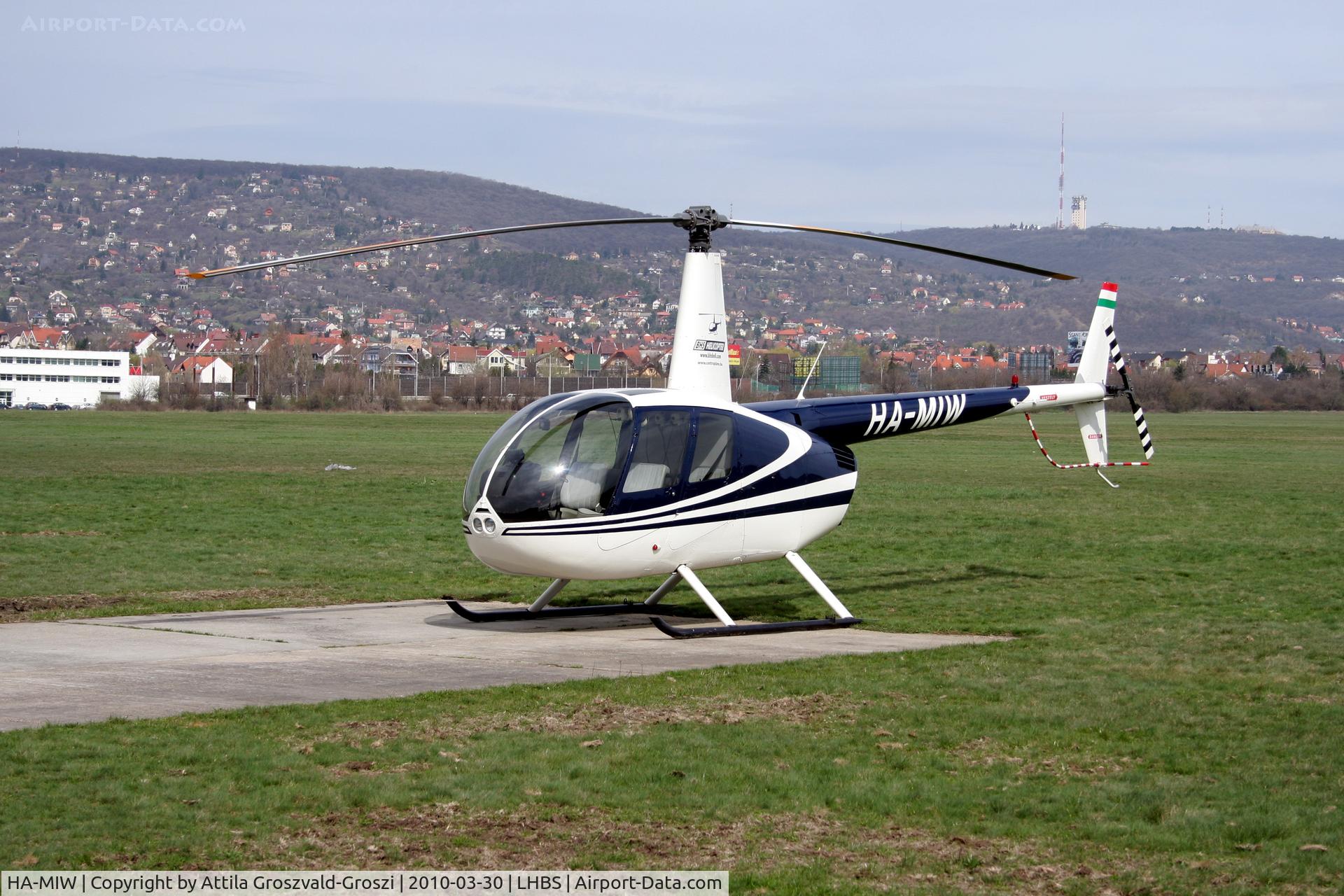 HA-MIW, 1998 Robinson R44 Astro C/N 0543, Budaörs-Airport, Hungary