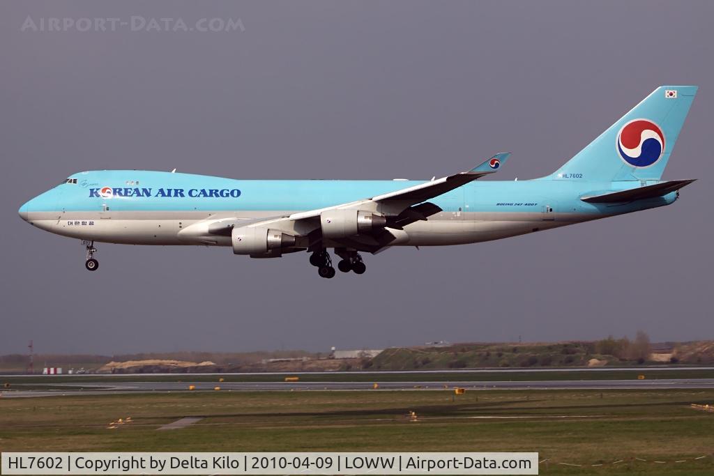 HL7602, 2005 Boeing 747-4B5F/SCD C/N 34301, Korean Air Cargo