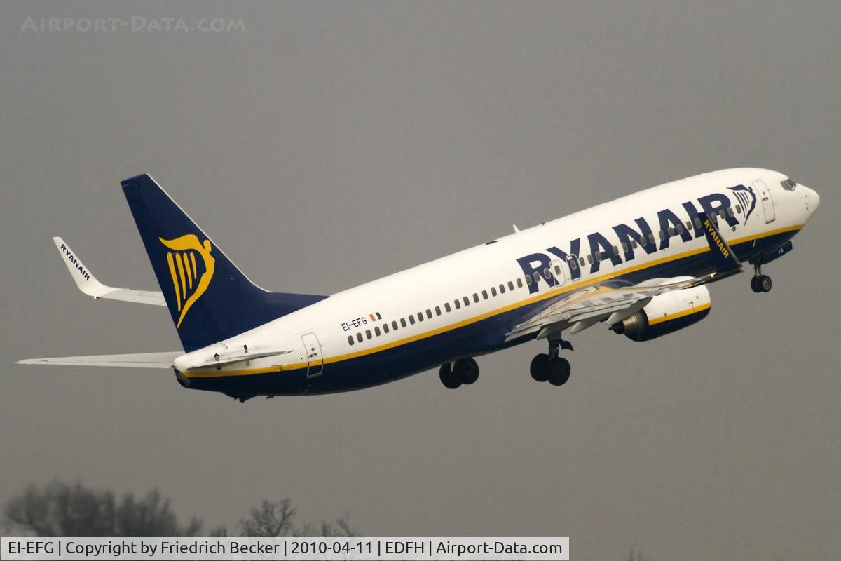 EI-EFG, 2009 Boeing 737-8AS C/N 35014, departing via RW03