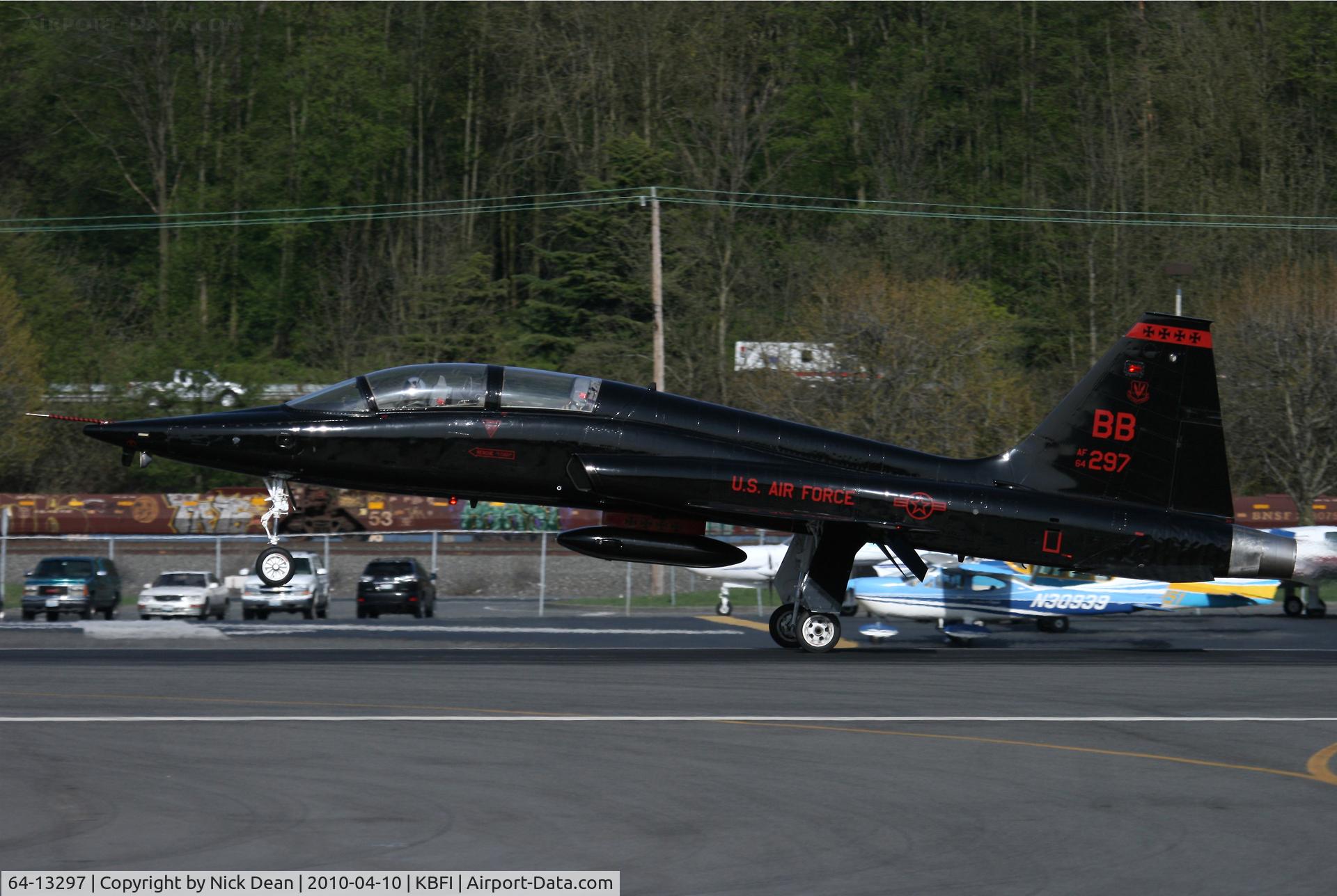 64-13297, 1964 Northrop T-38A Talon C/N N.5726, KBFI Forced to make 2 go arounds before landing due to some very incompetant ATC