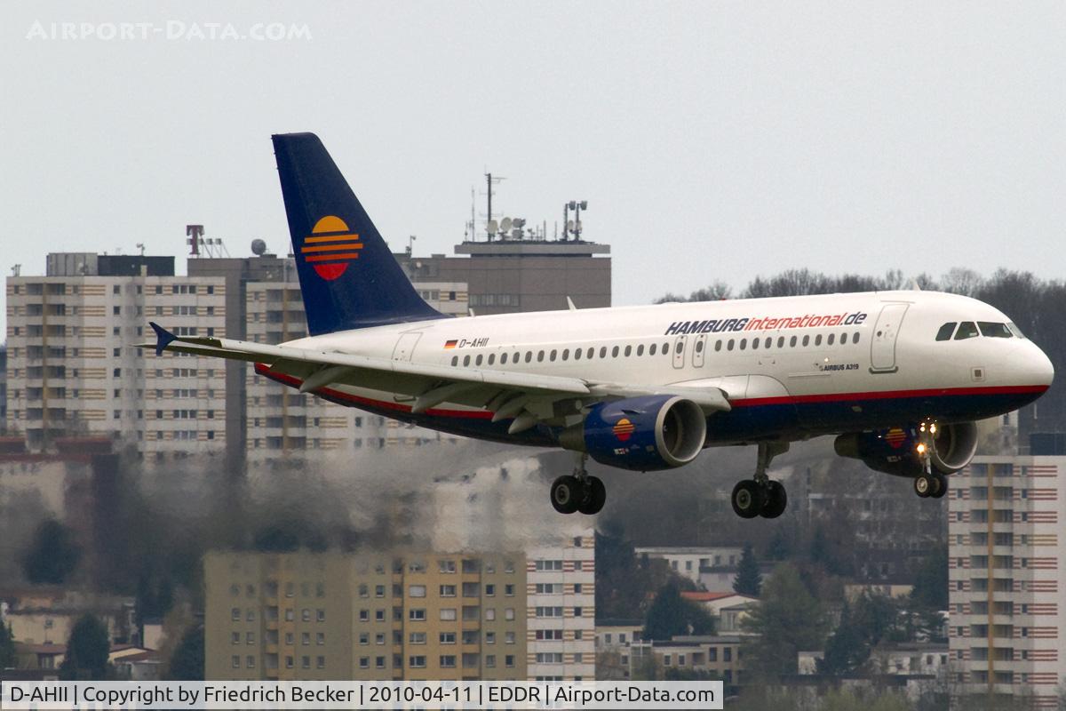 D-AHII, 2008 Airbus A319-111 C/N 3403, short final RW09
