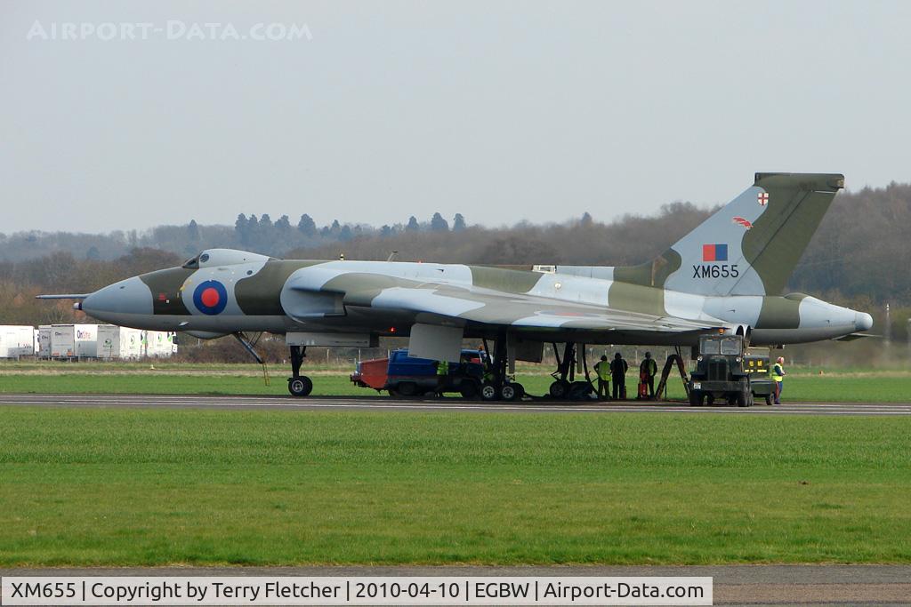 XM655, 1964 Avro Vulcan B.2A C/N Set 87, 1964 Avro Vulcan B.2A doing engine runs at Wellesbourne