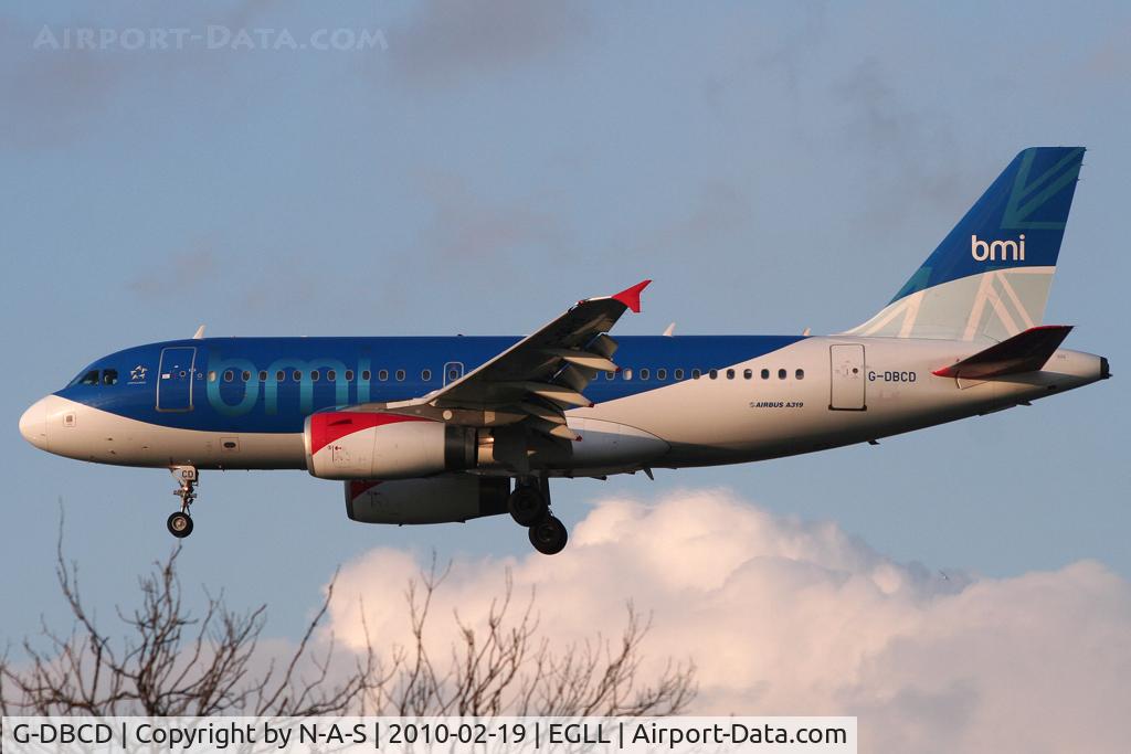 G-DBCD, 2005 Airbus A319-131 C/N 2389, Arriving 27L