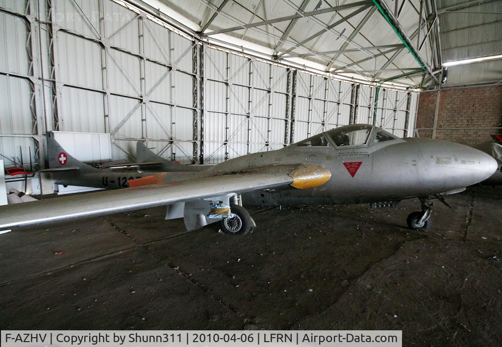 F-AZHV, De Havilland DH-115 Vampire T.55 C/N 983, Stored into a hangar...