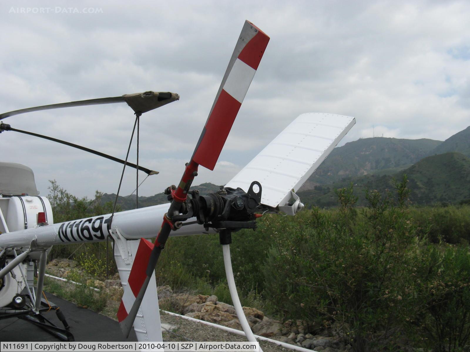 N11691, Schweizer 269C C/N S-1486, Schweizer 300C (269C), Lycoming HIO-360-D1A 225 Hp derated to 190 Hp, anti-torque rotor