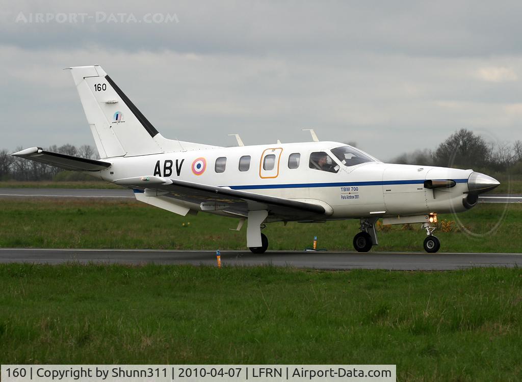 160, 2000 Socata TBM-700 C/N 160, Ready to taxi for departure...